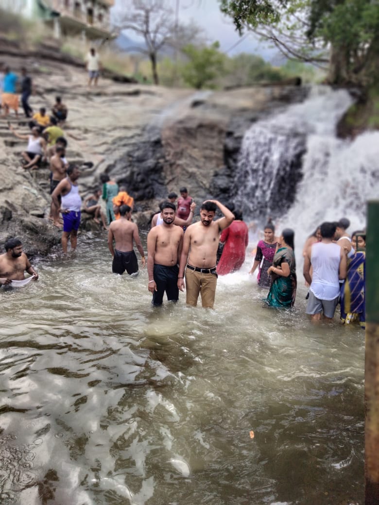 Kumbakkarai Falls
