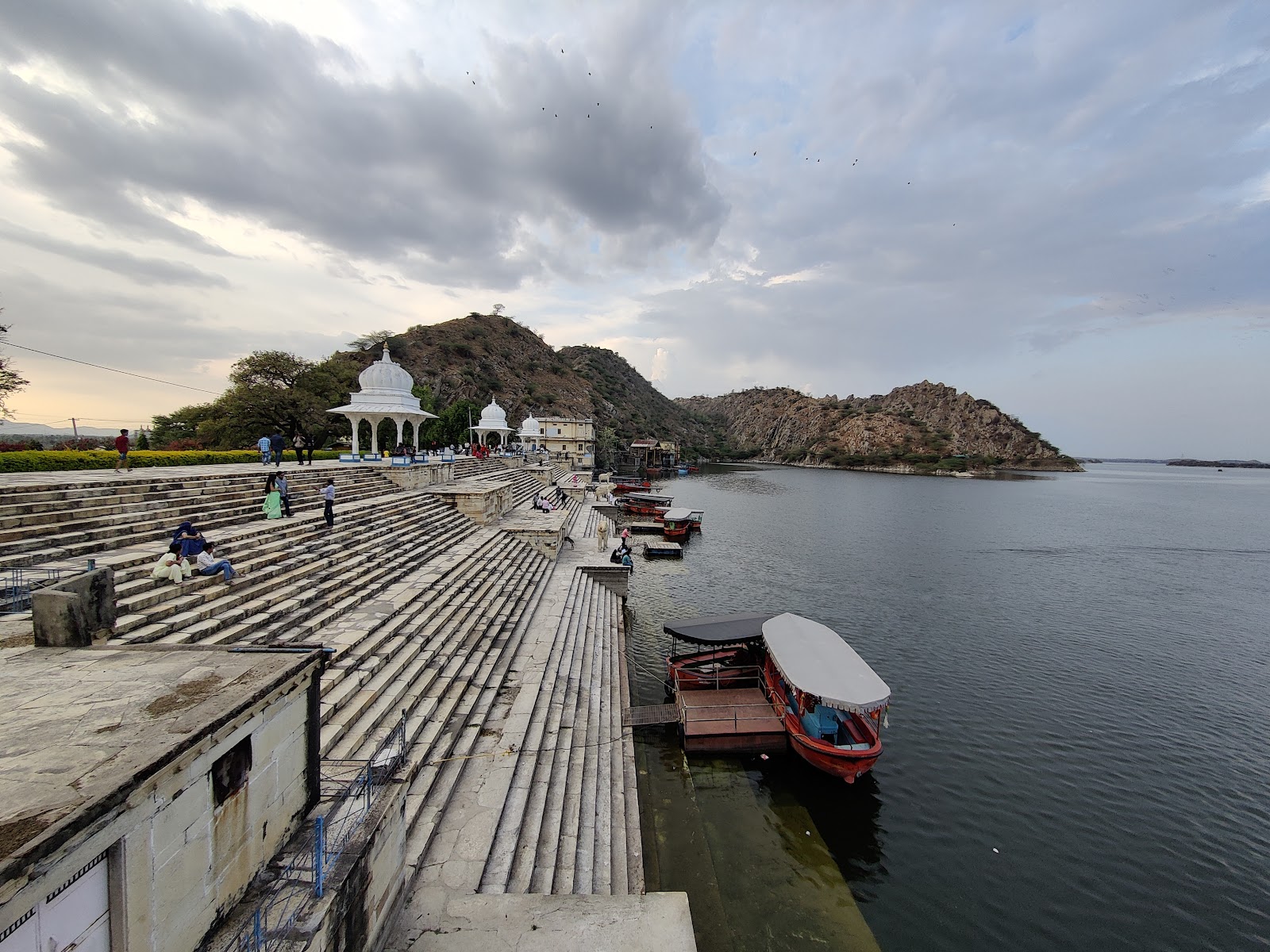 Jaisamand Lake