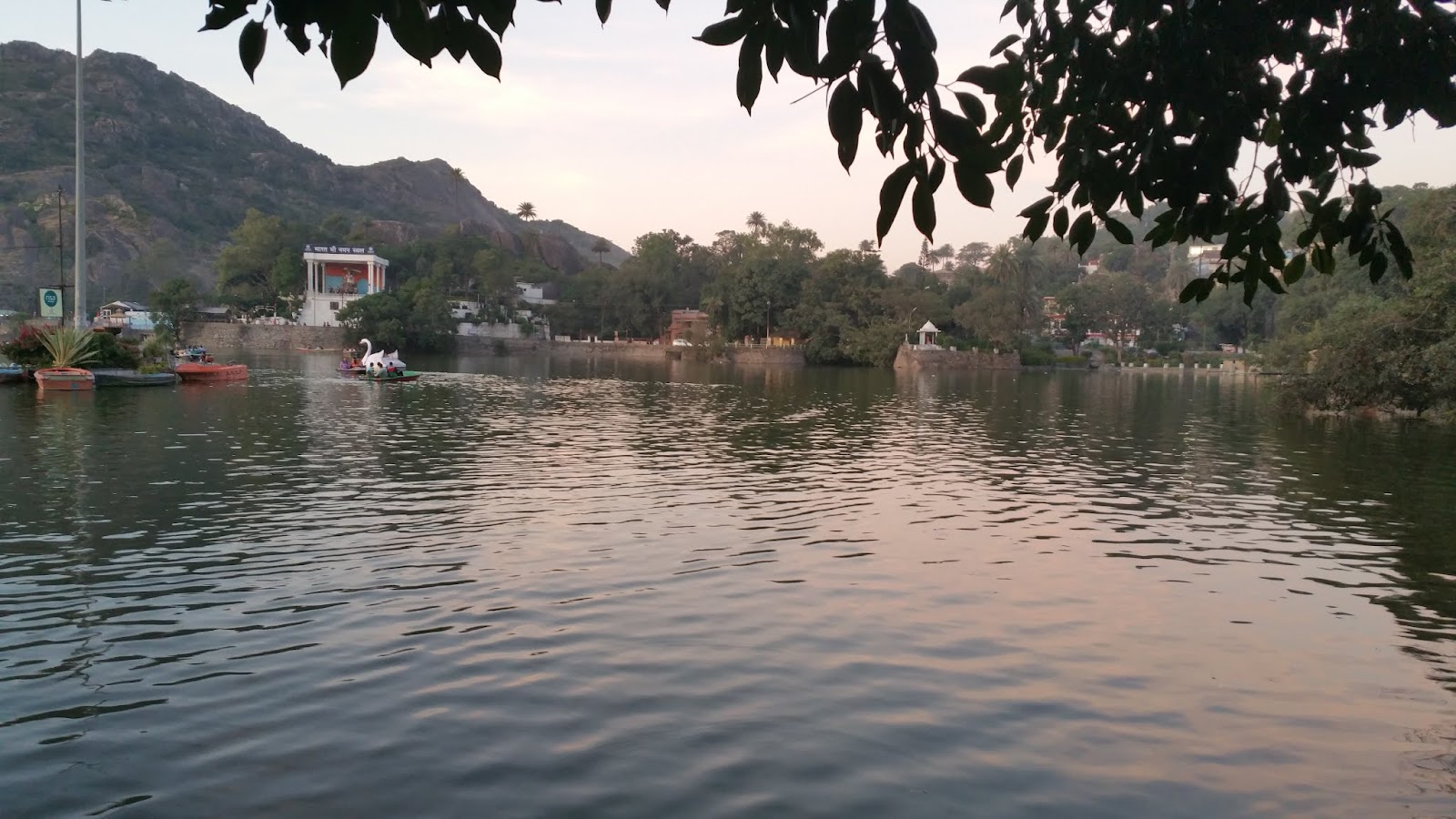 Nakki Lake