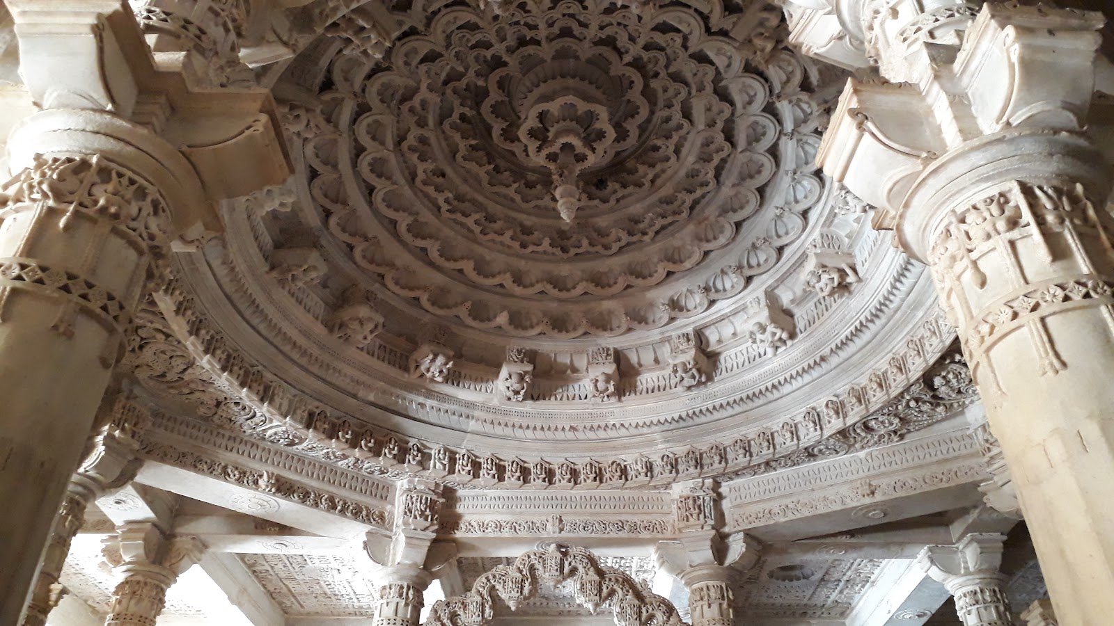 Kumbharia Jain Temple
