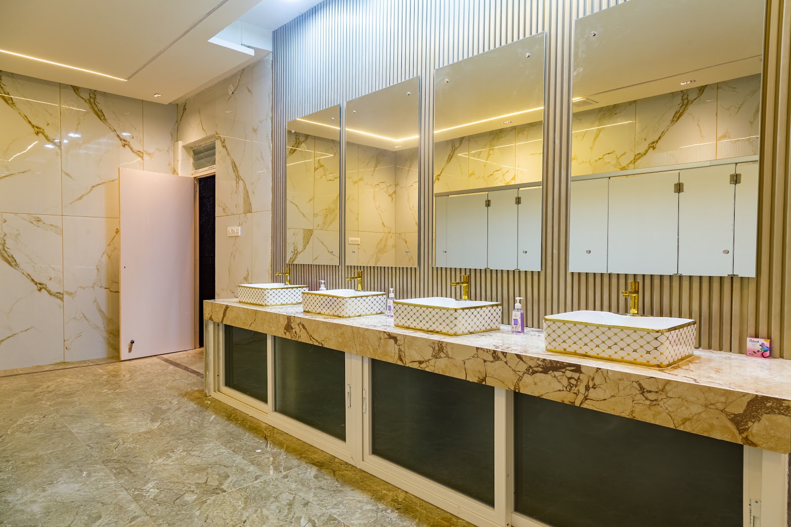 Moinabad Local Fort Ruins