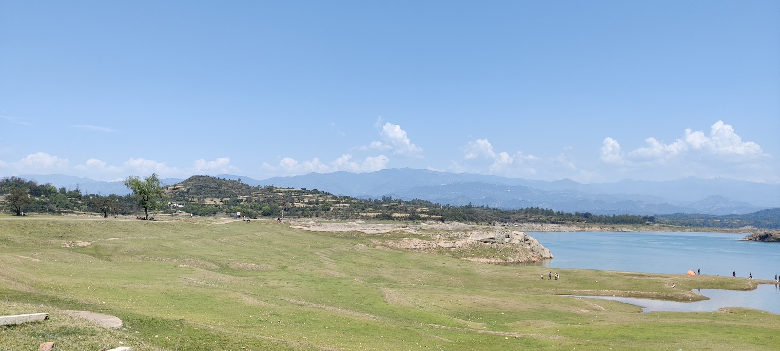 Riverfront Picnic Spot