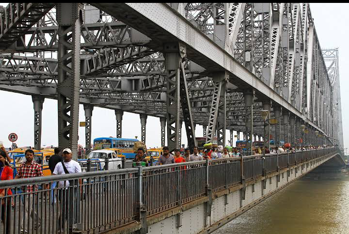 Hanging Bridge (Rabindra Setu)
