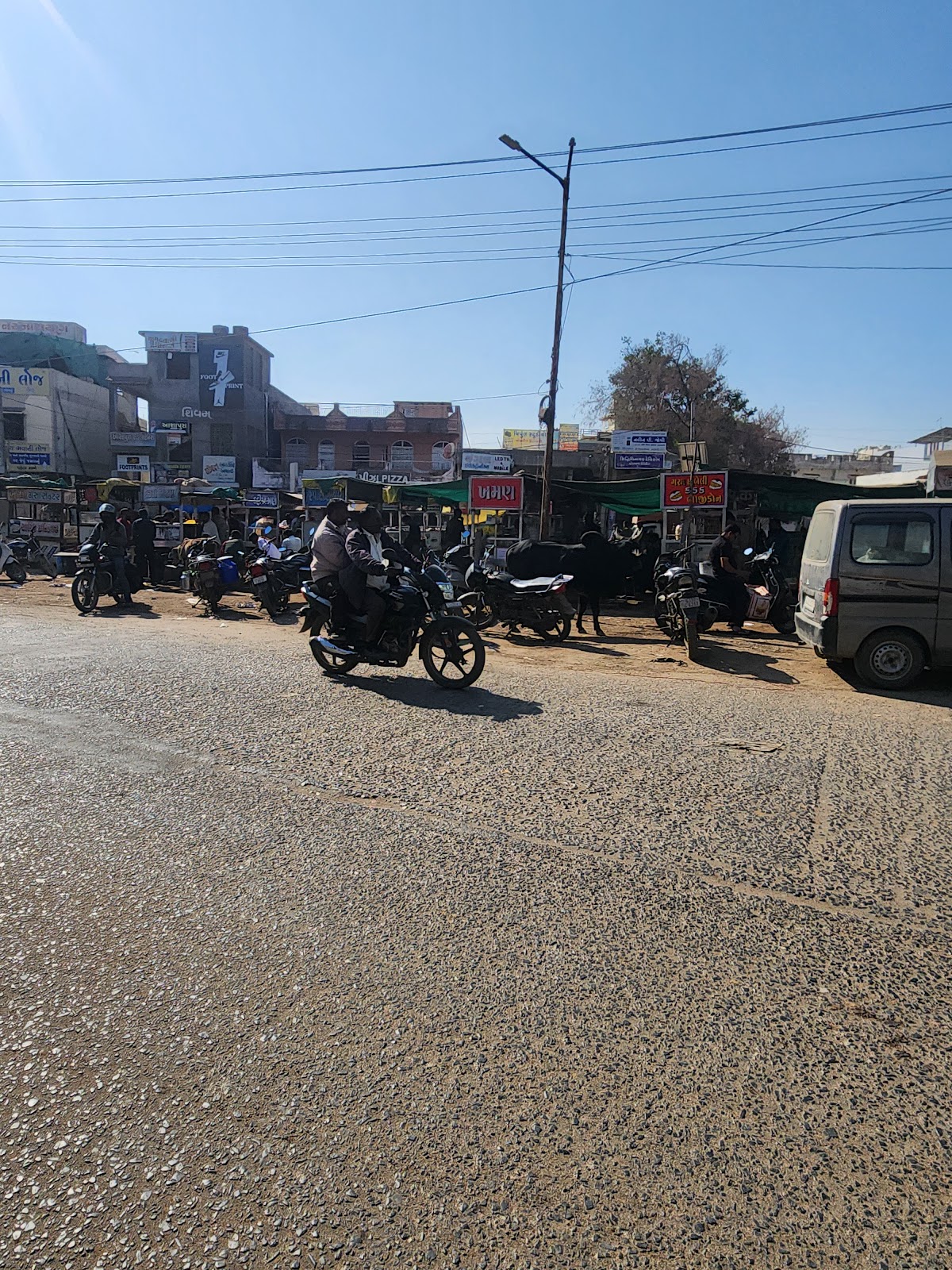 Local Stepwell and Pond