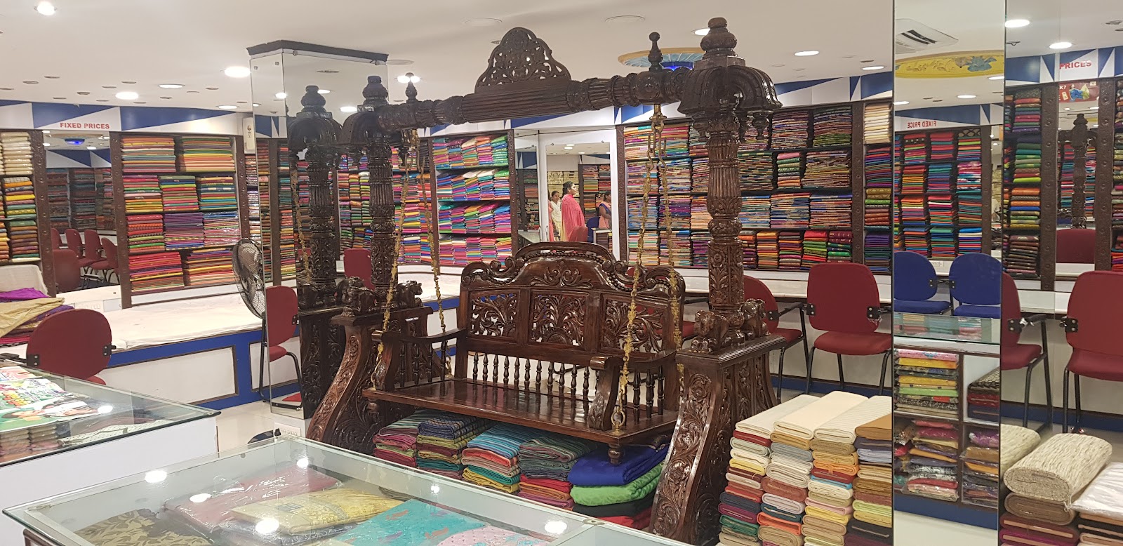 Local Handloom and Handicraft Shops