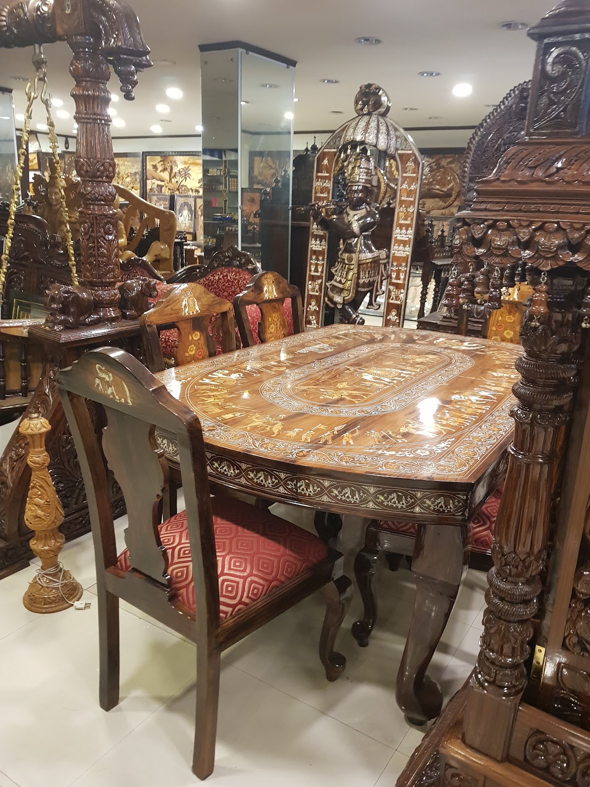 Local Handloom and Handicraft Shops