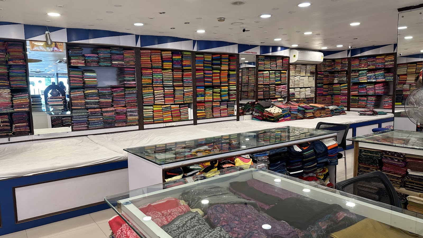 Local Handloom and Handicraft Shops