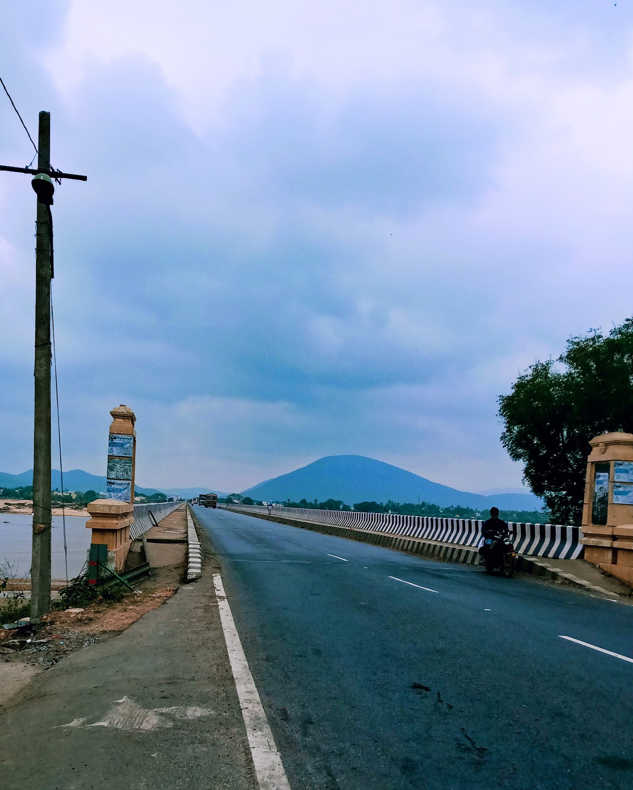 Scenic Countryside Drive