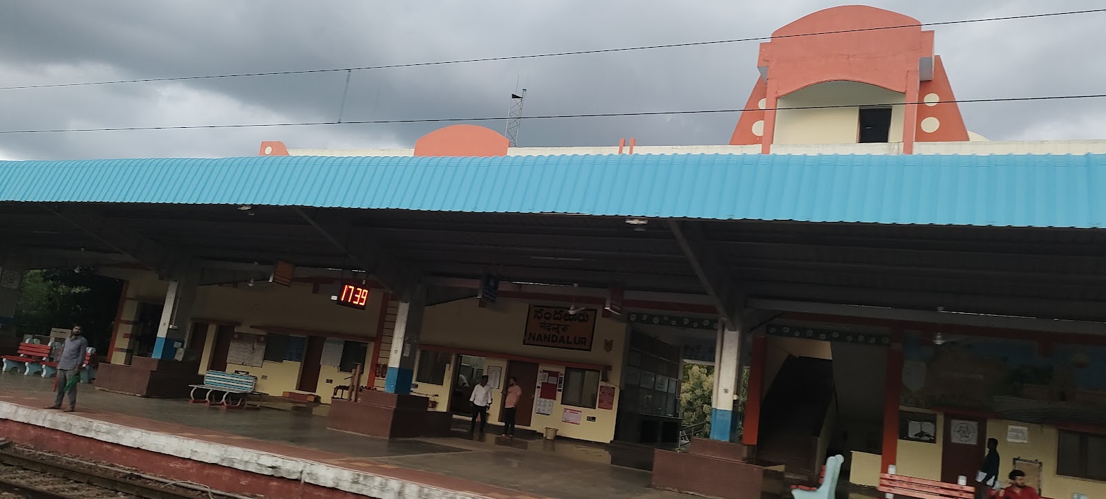 Scenic Countryside Drive