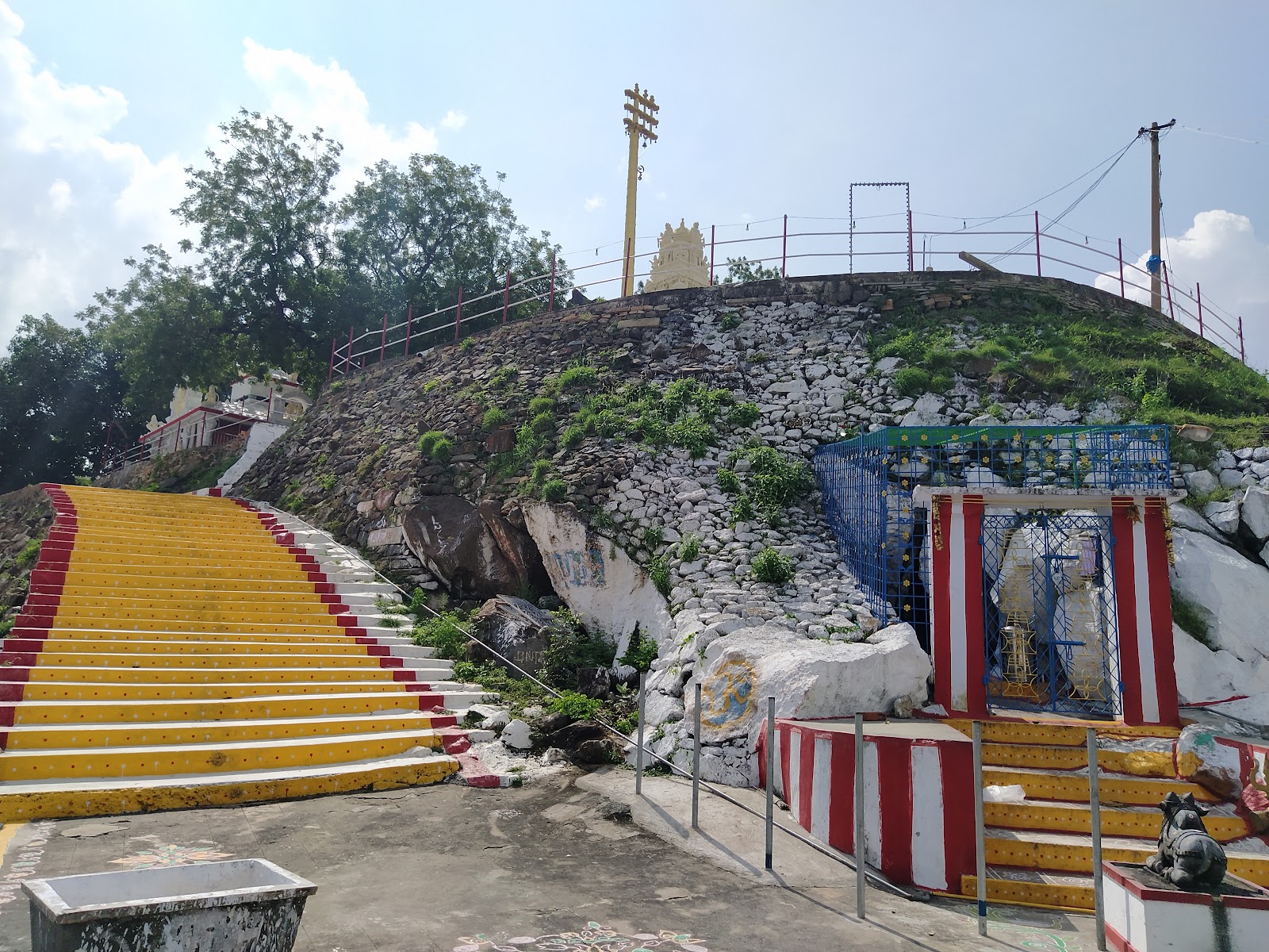 Sri Lakshmi Narasimha Swamy Temple Nandalur
