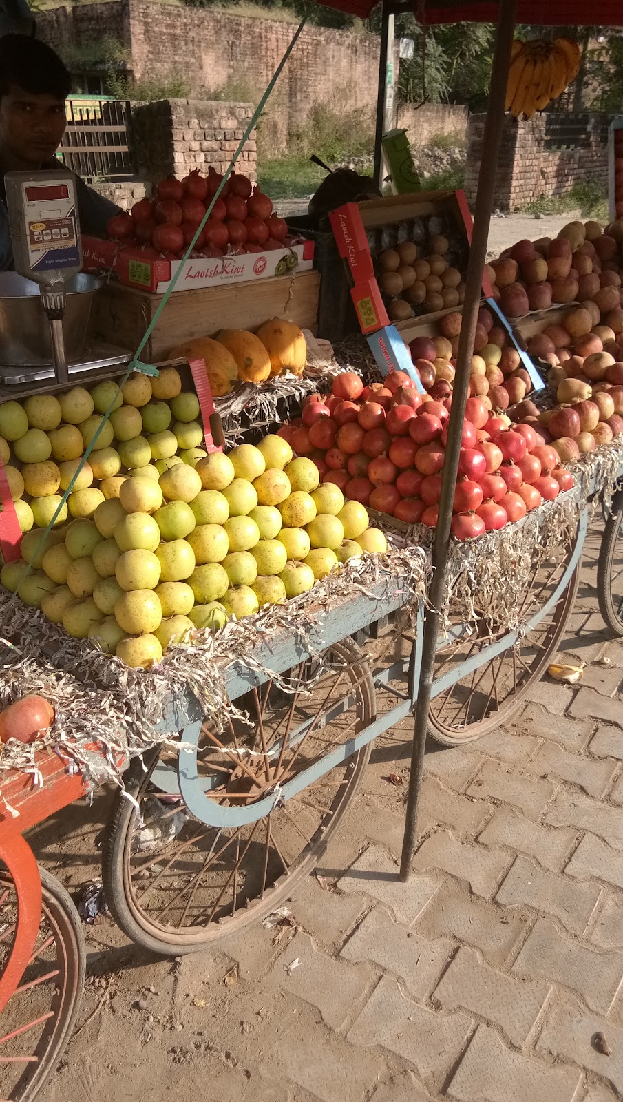Community Farmers Market