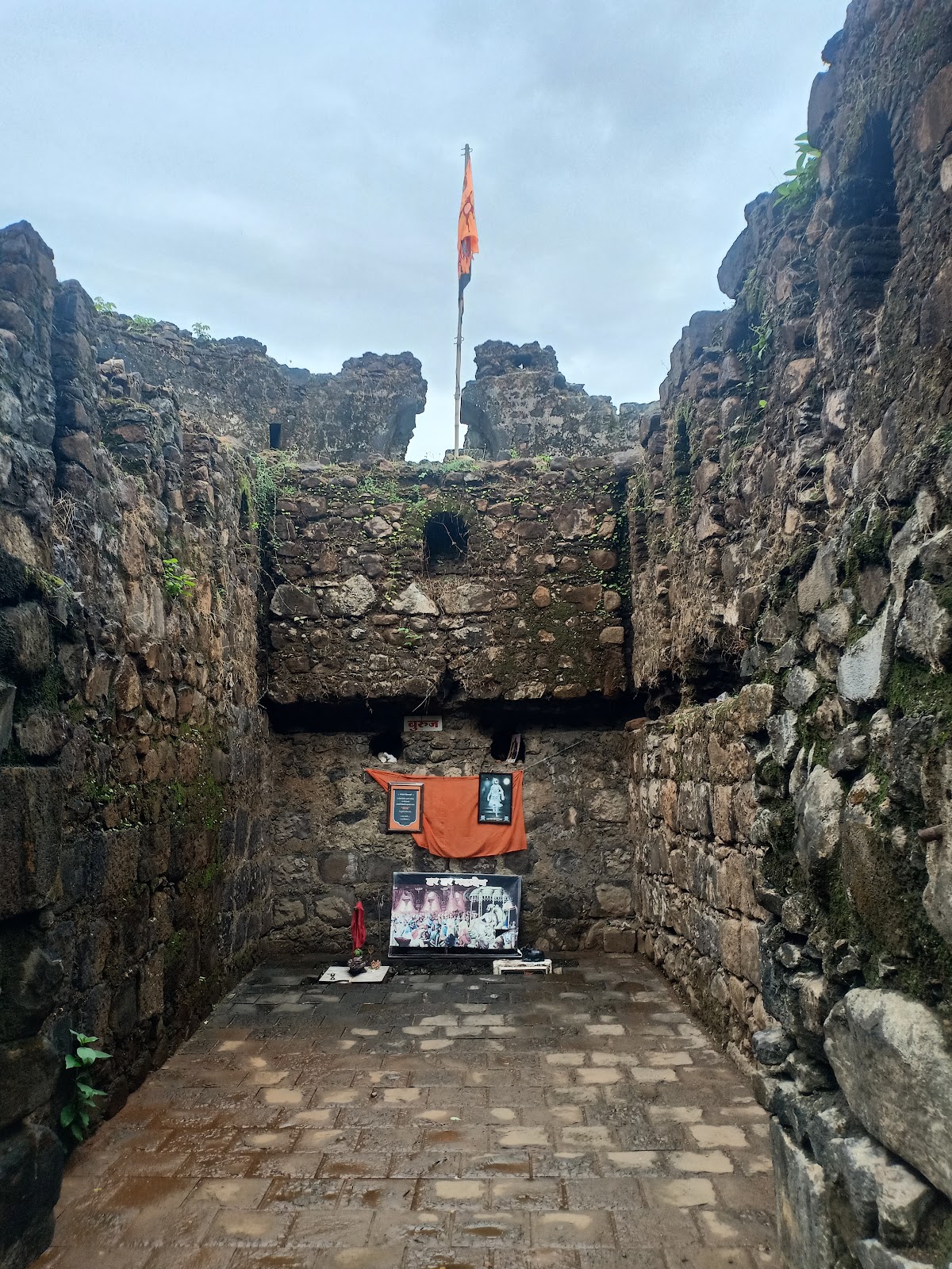 Belapur Fort Ruins