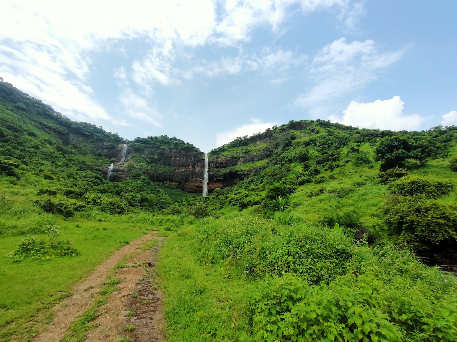 Pandavkada Waterfalls