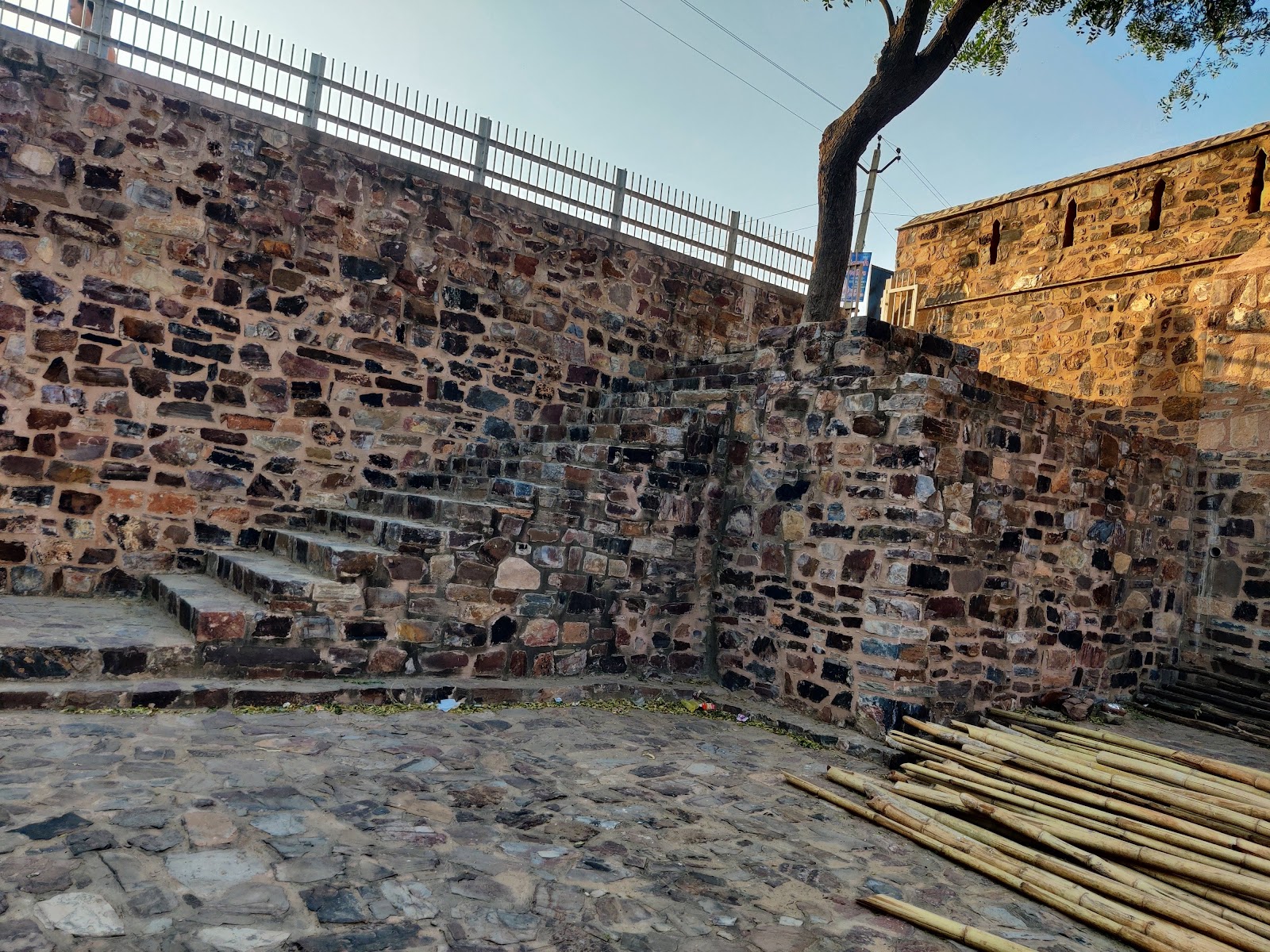 Chuiyao Ki Baori Stepwell