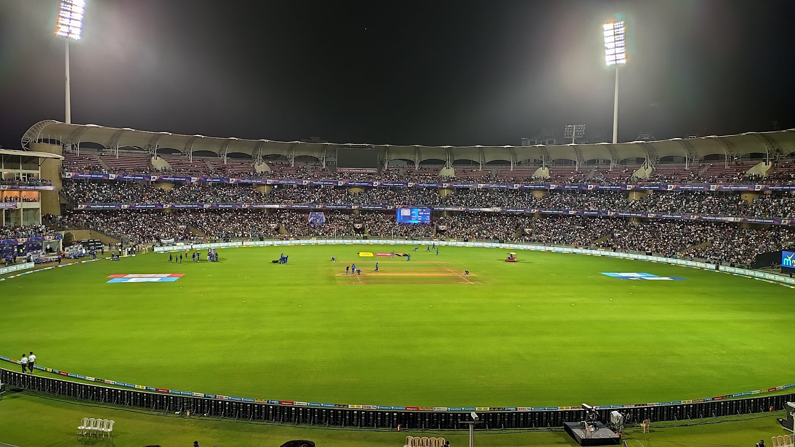 DY Patil Stadium