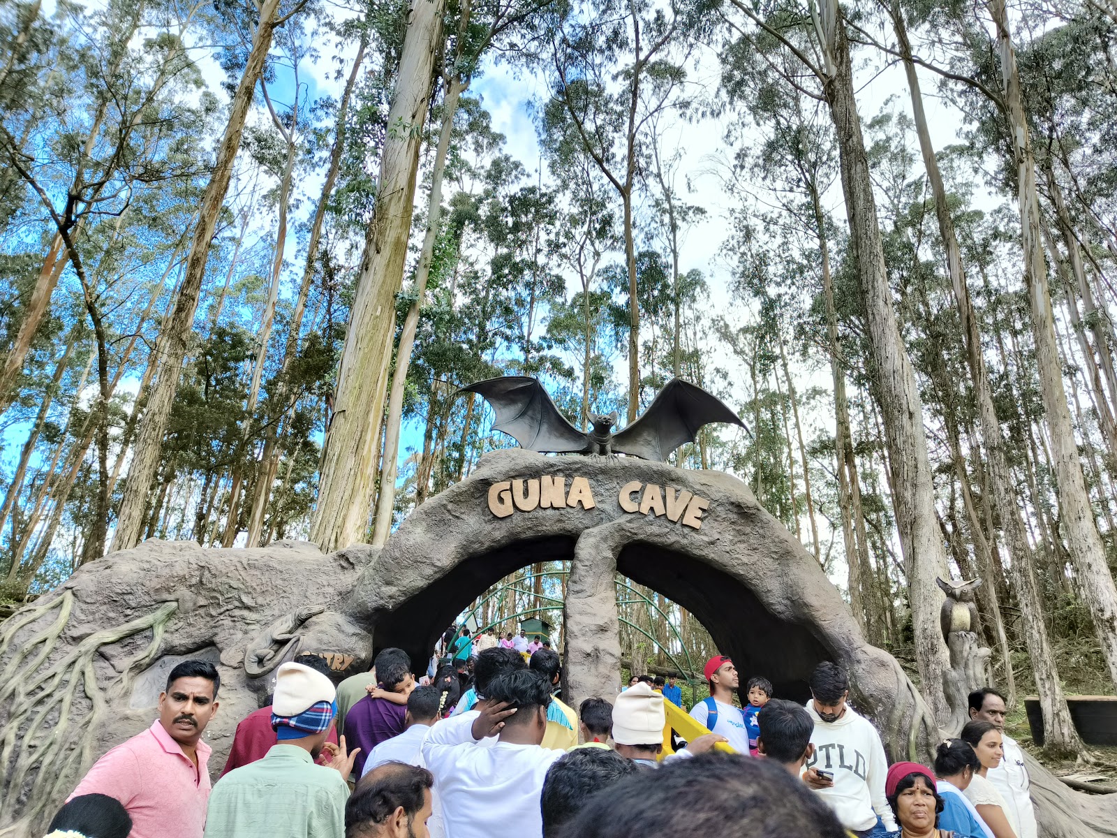 Guna Caves
