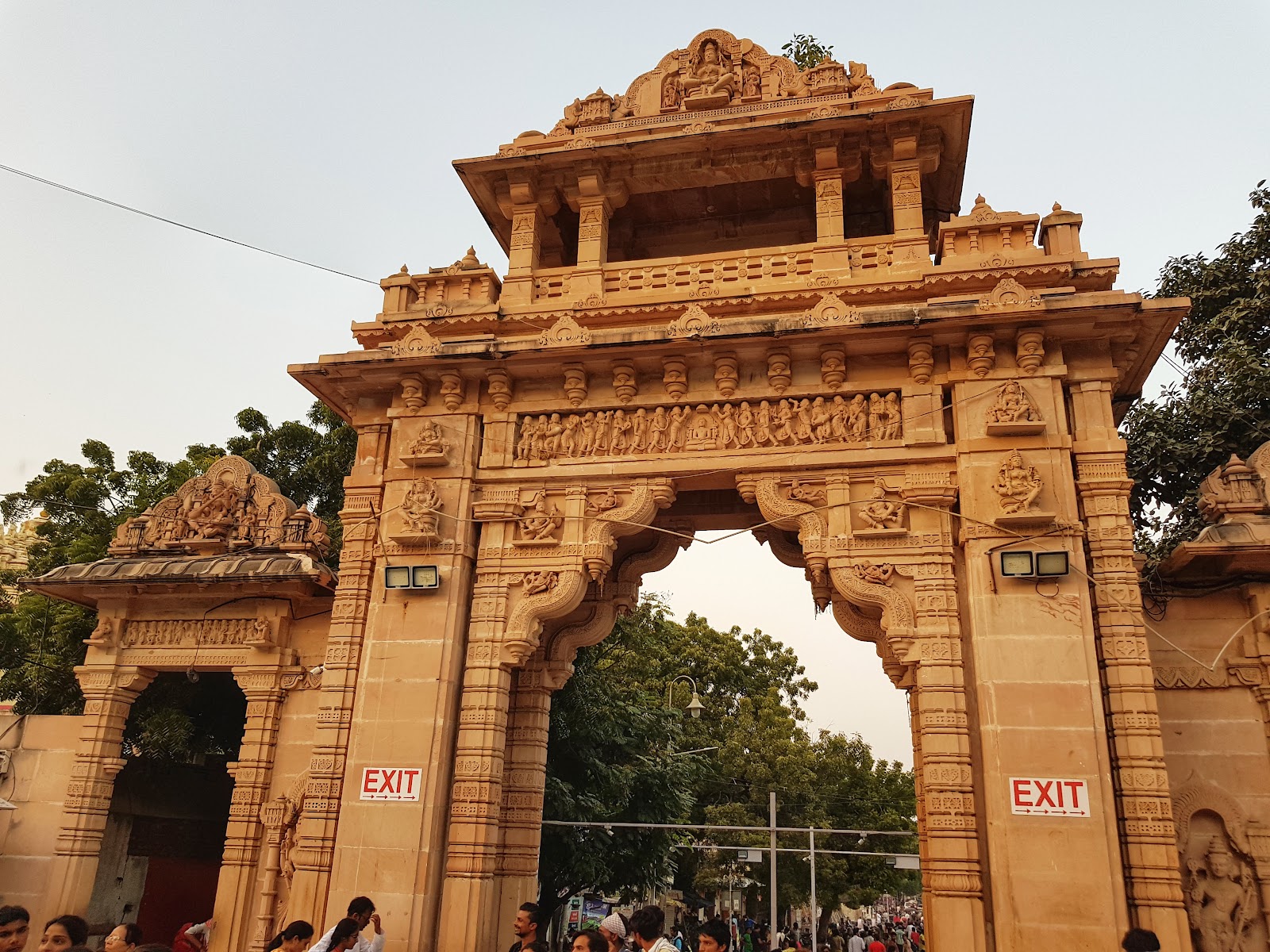 Palitana, Gujarat: Jain Temples, History & Travel Guide