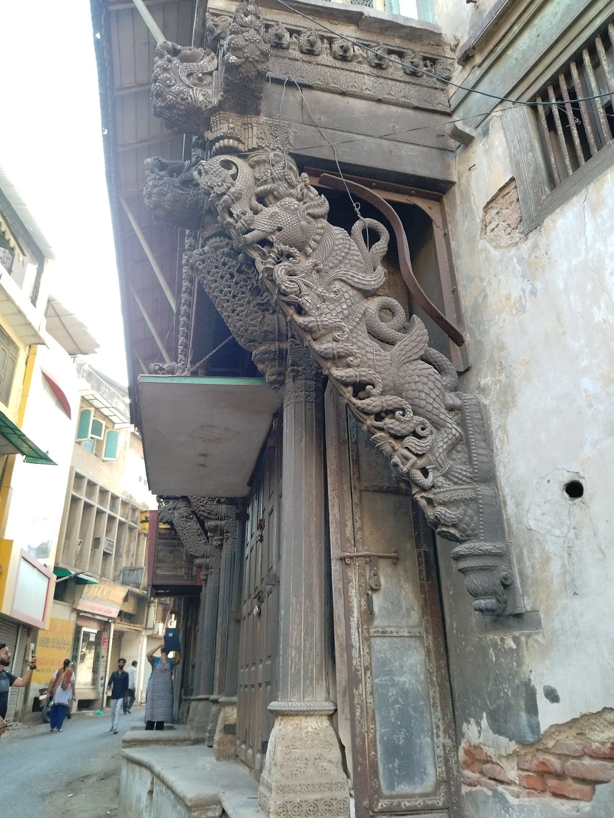 Neighborhood Heritage Walk