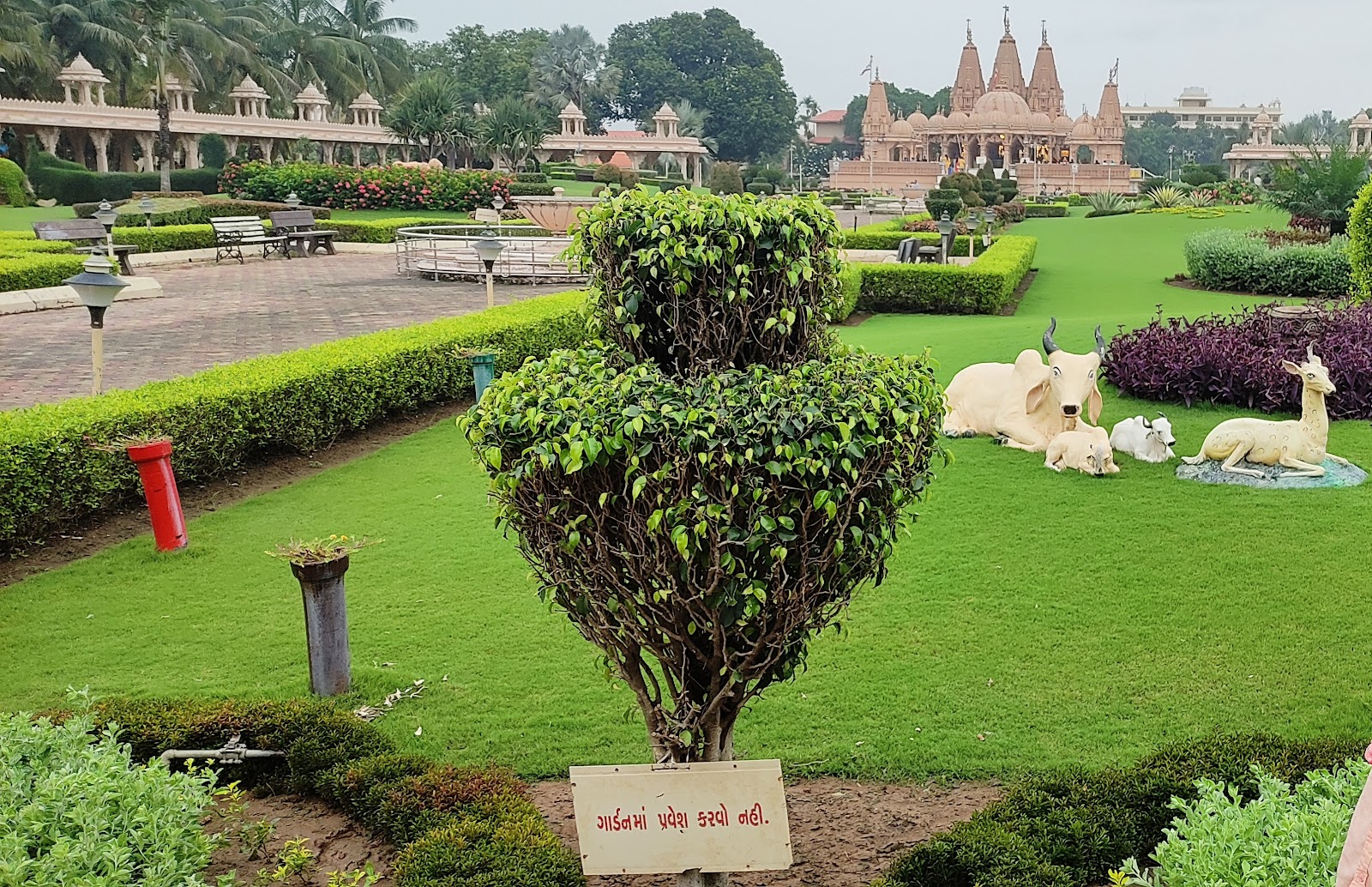 Shree Swaminarayan Mandir Palsana