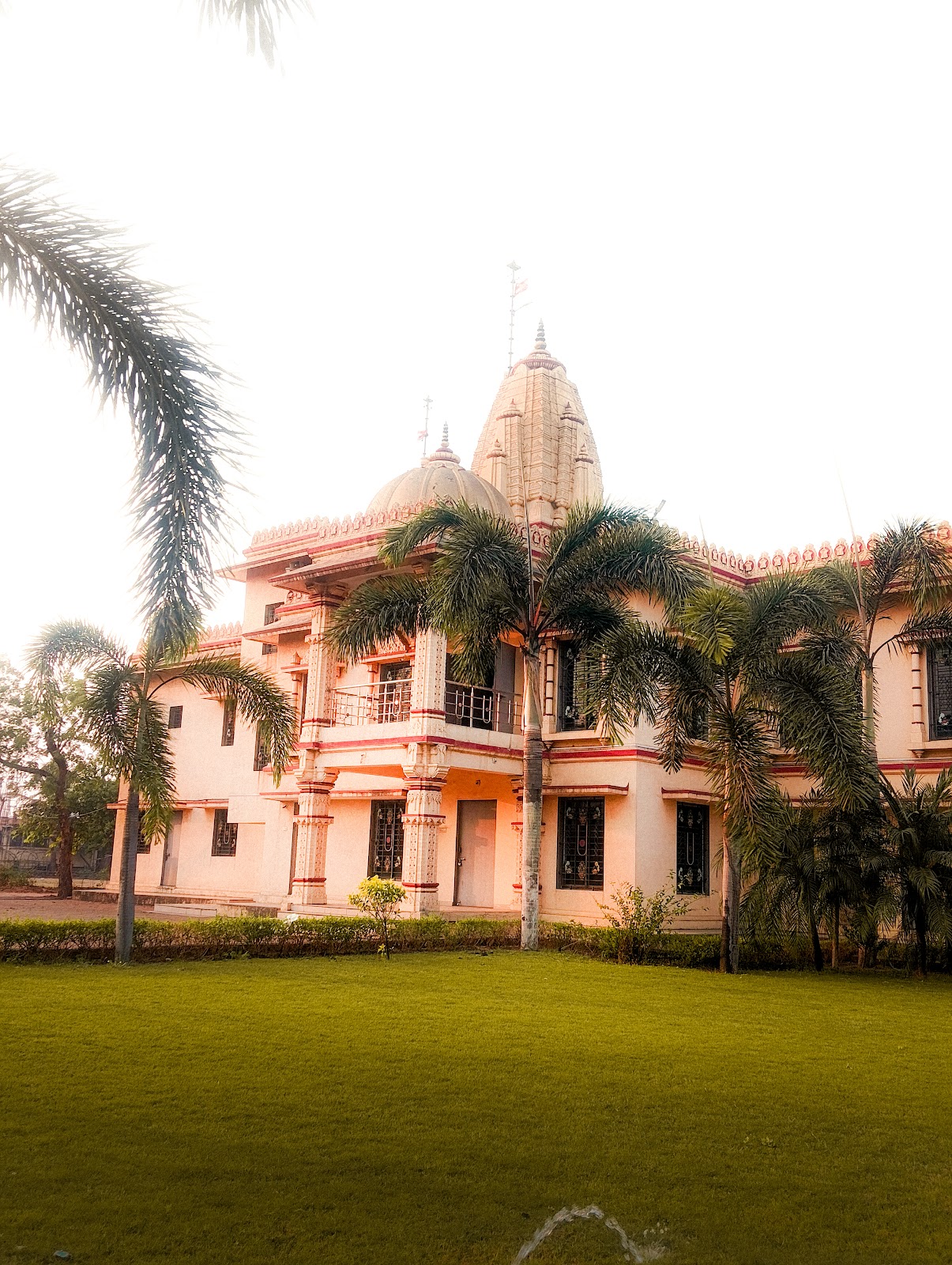Shree Swaminarayan Mandir Palsana