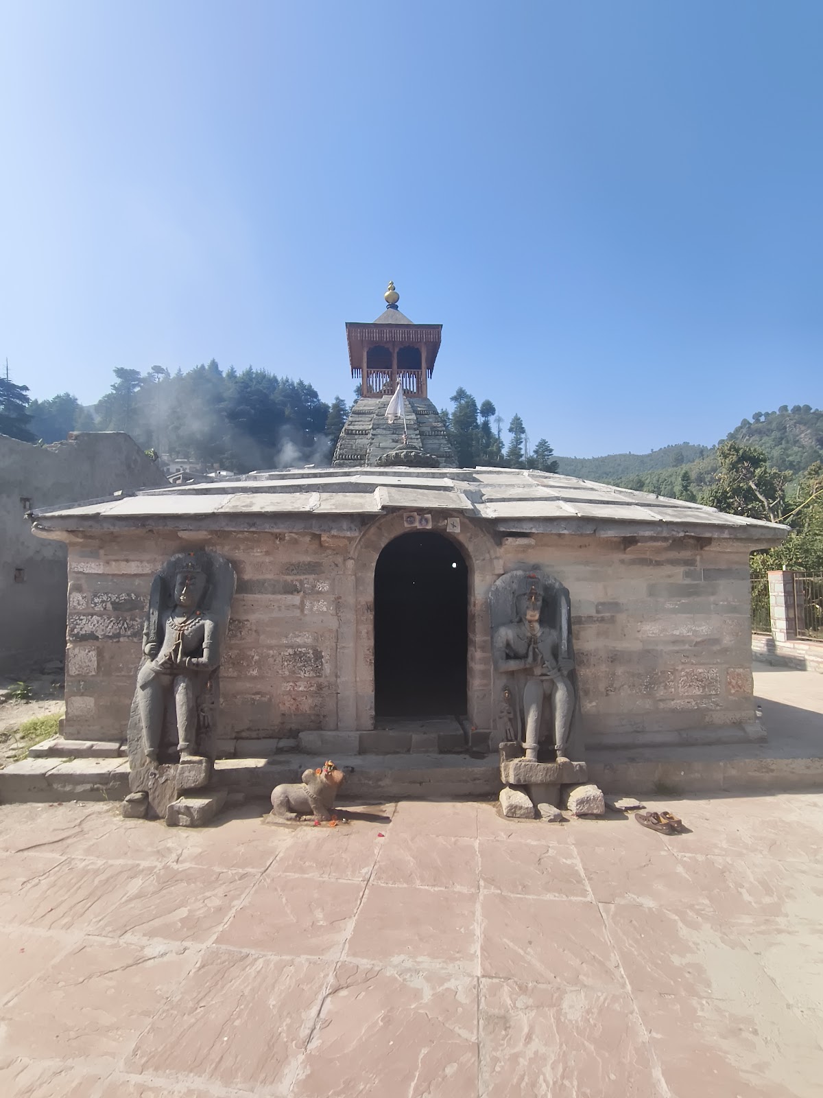 Patal Bhuvaneshwar Caves