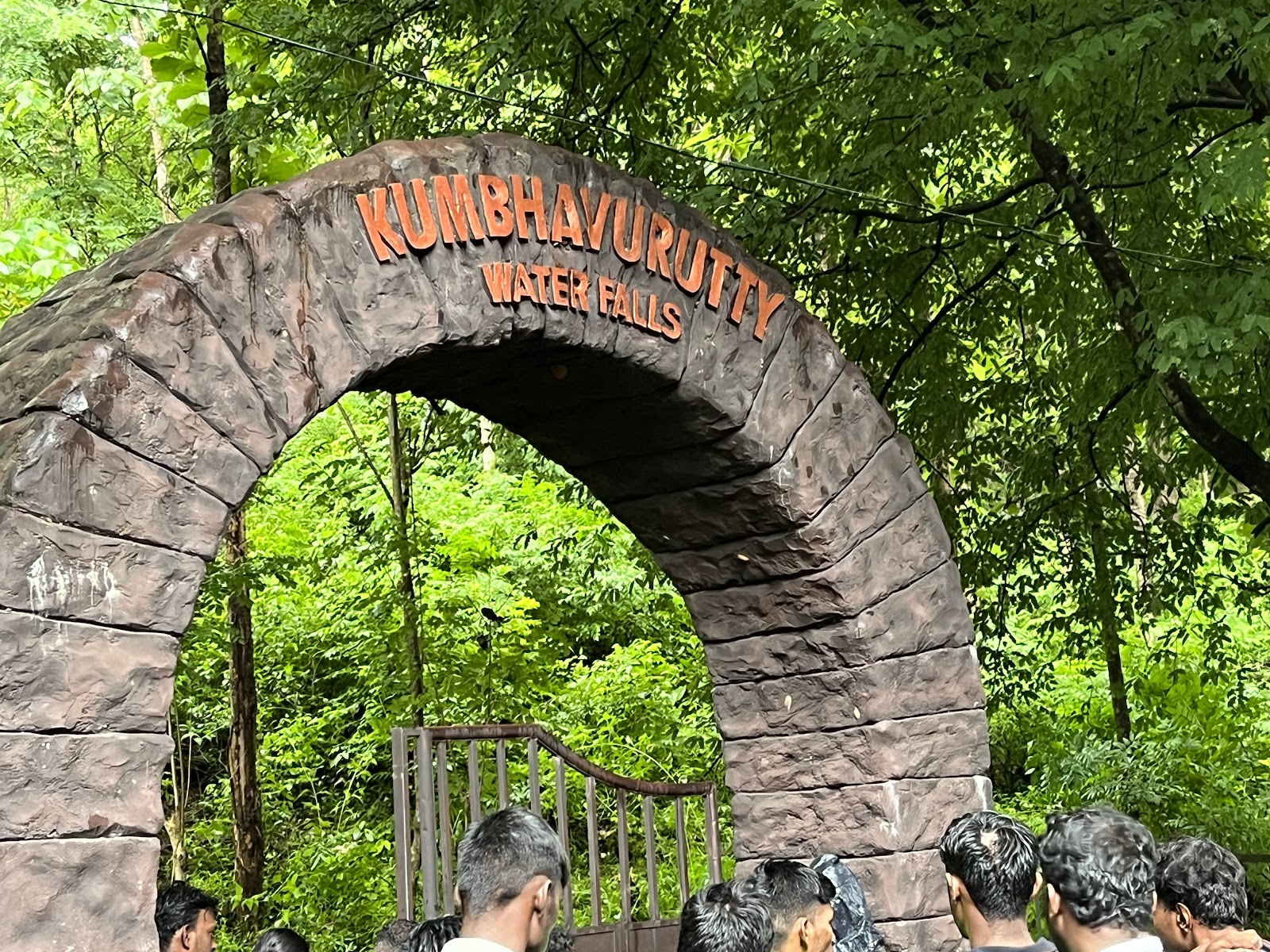 Kumbhavurutty Waterfalls