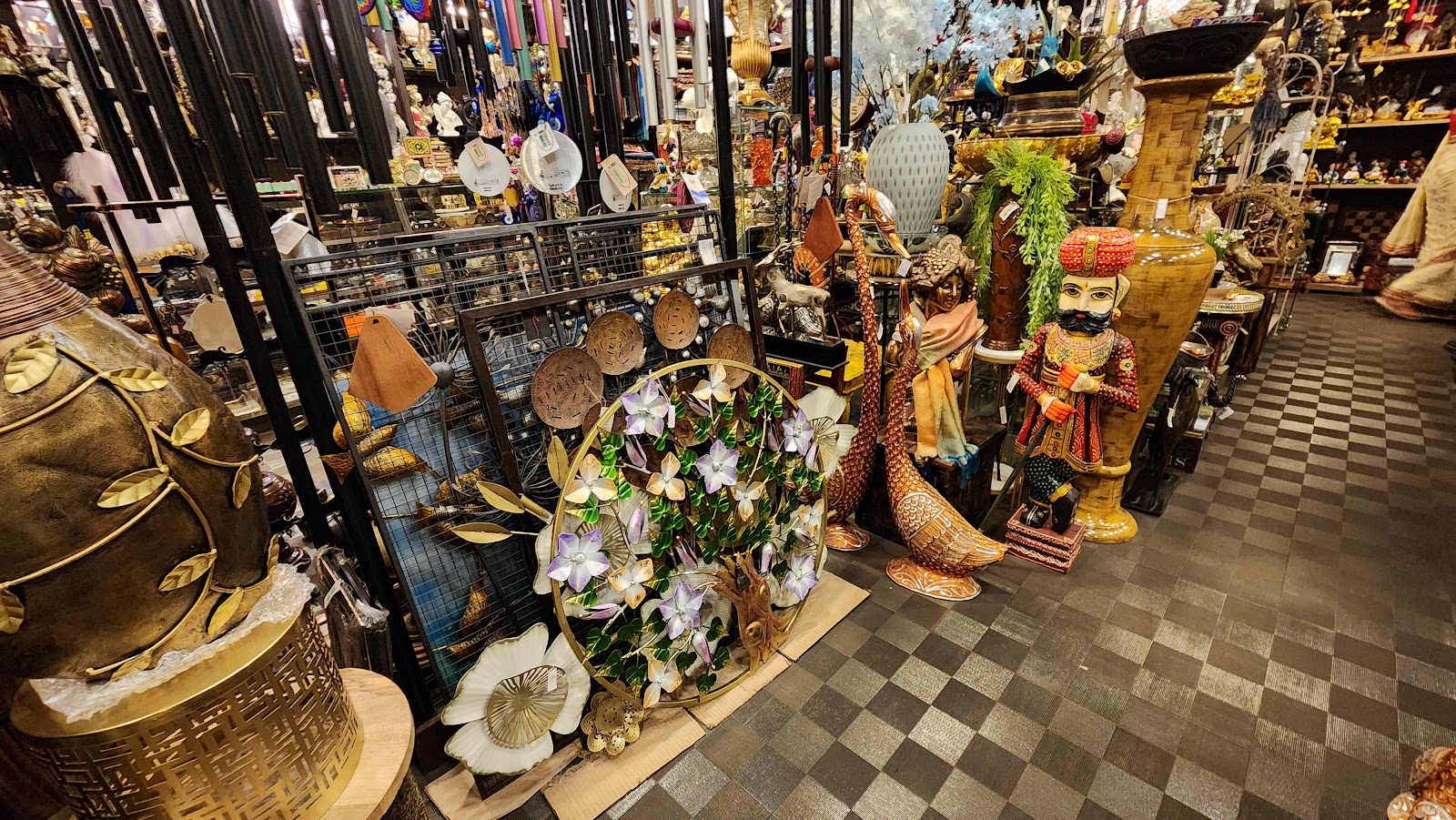 Local Handicraft Shops