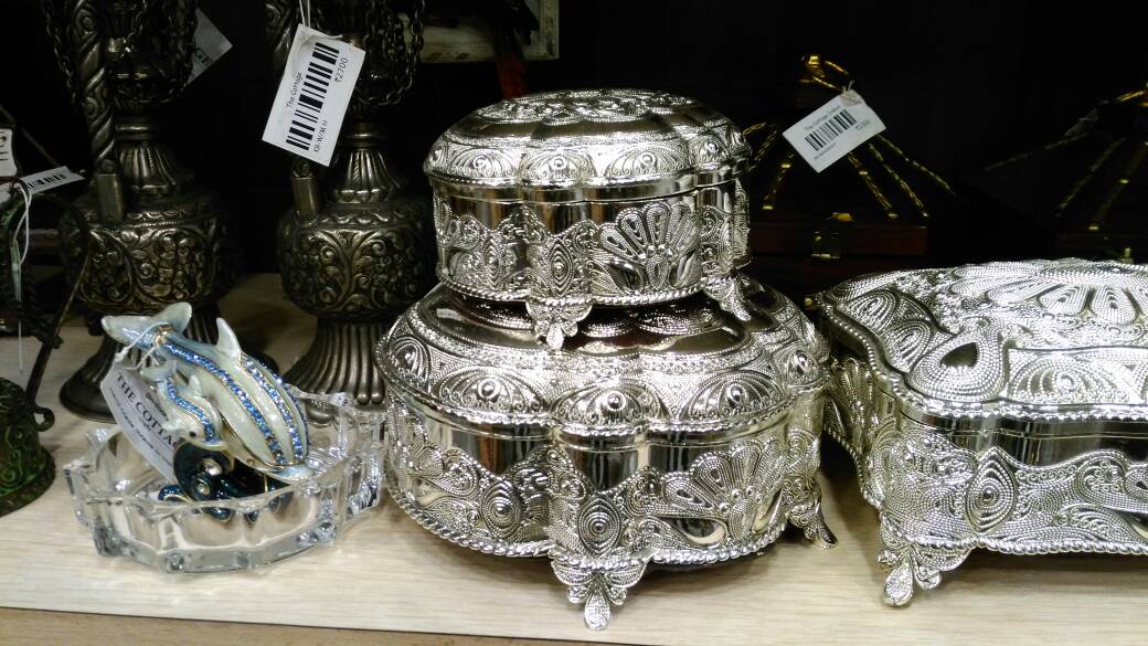 Local Handicraft Shops