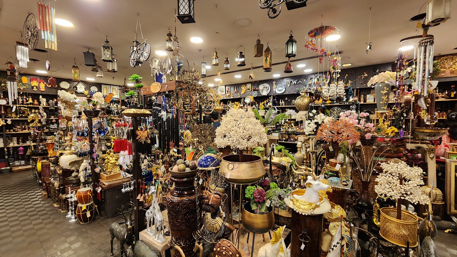 Local Handicraft Shops
