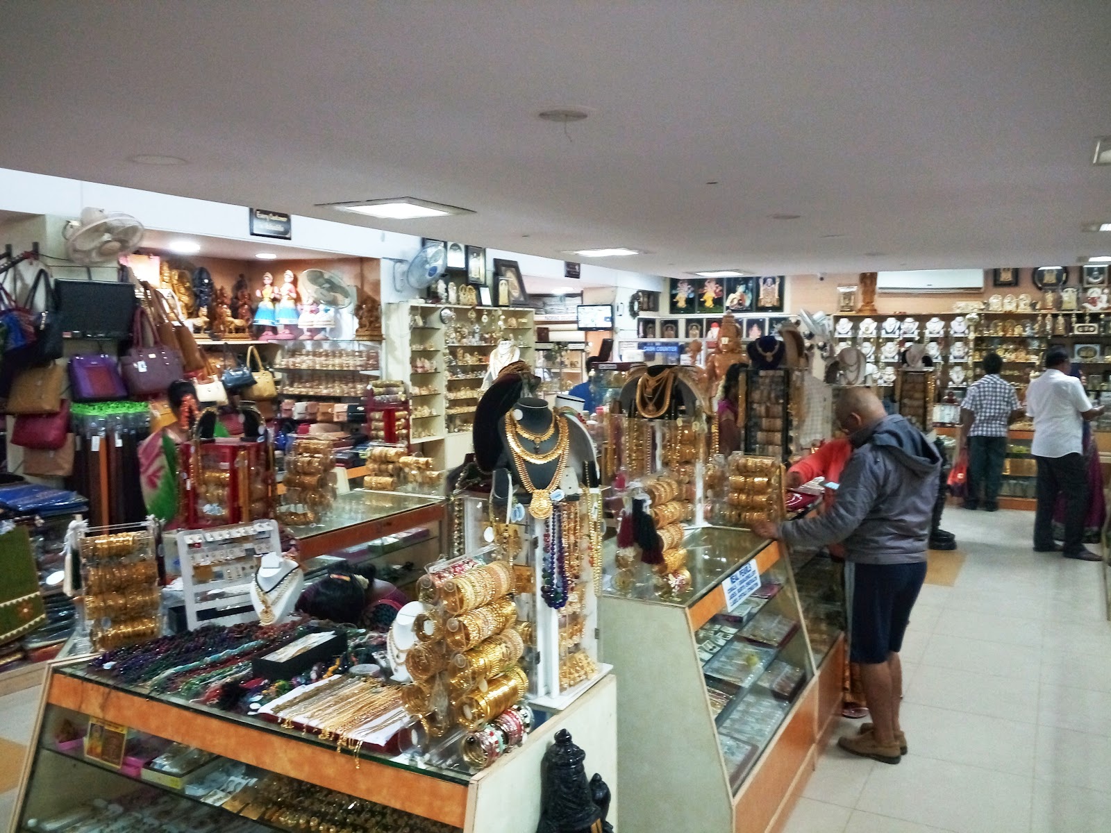 Local Handicraft Market