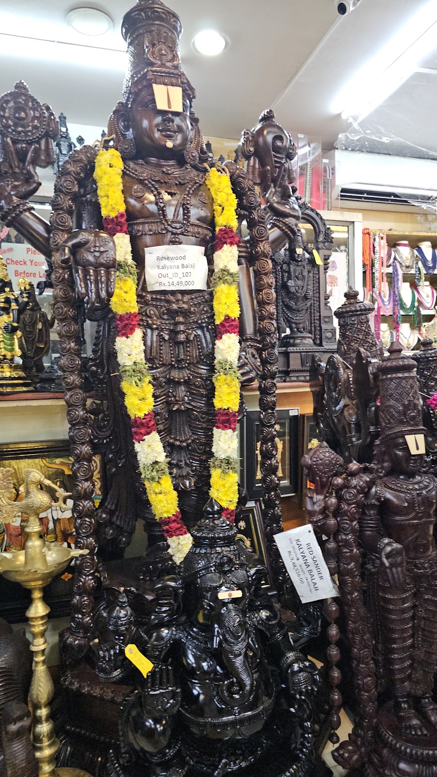 Local Handicraft Market