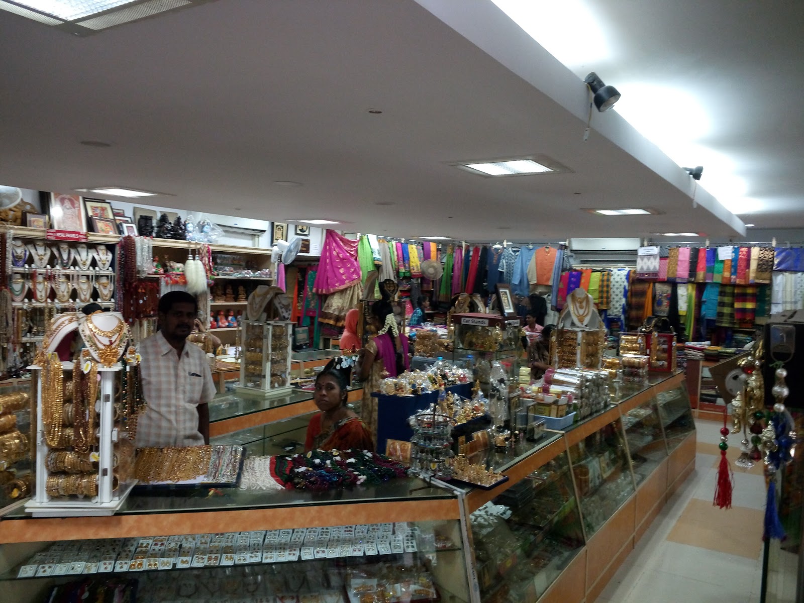 Local Handicraft Market