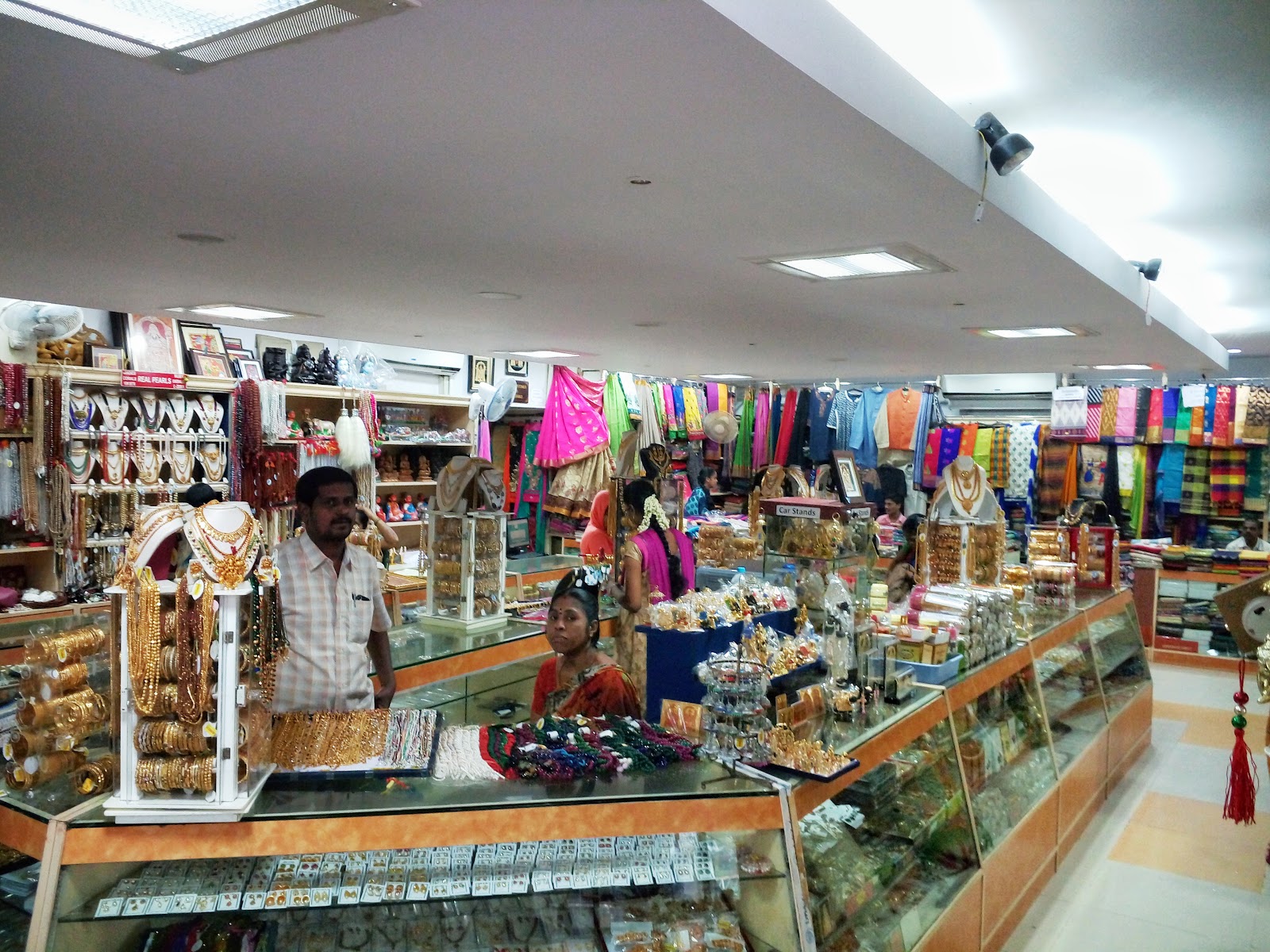 Local Handicraft Market