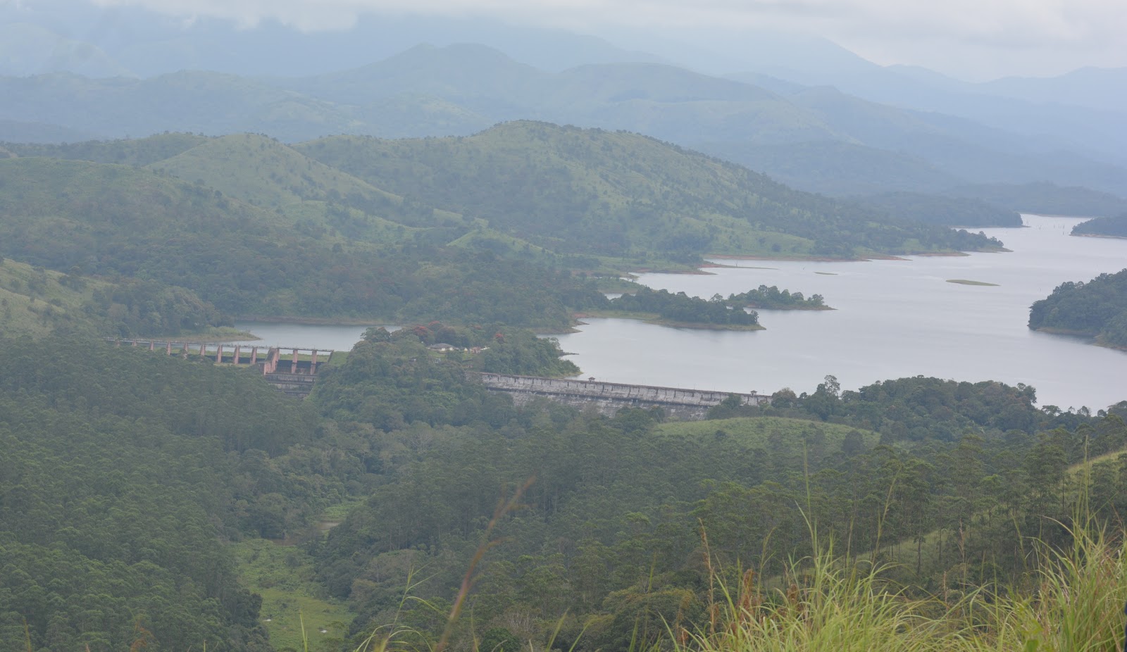 Mullaperiyar Dam Viewpoint