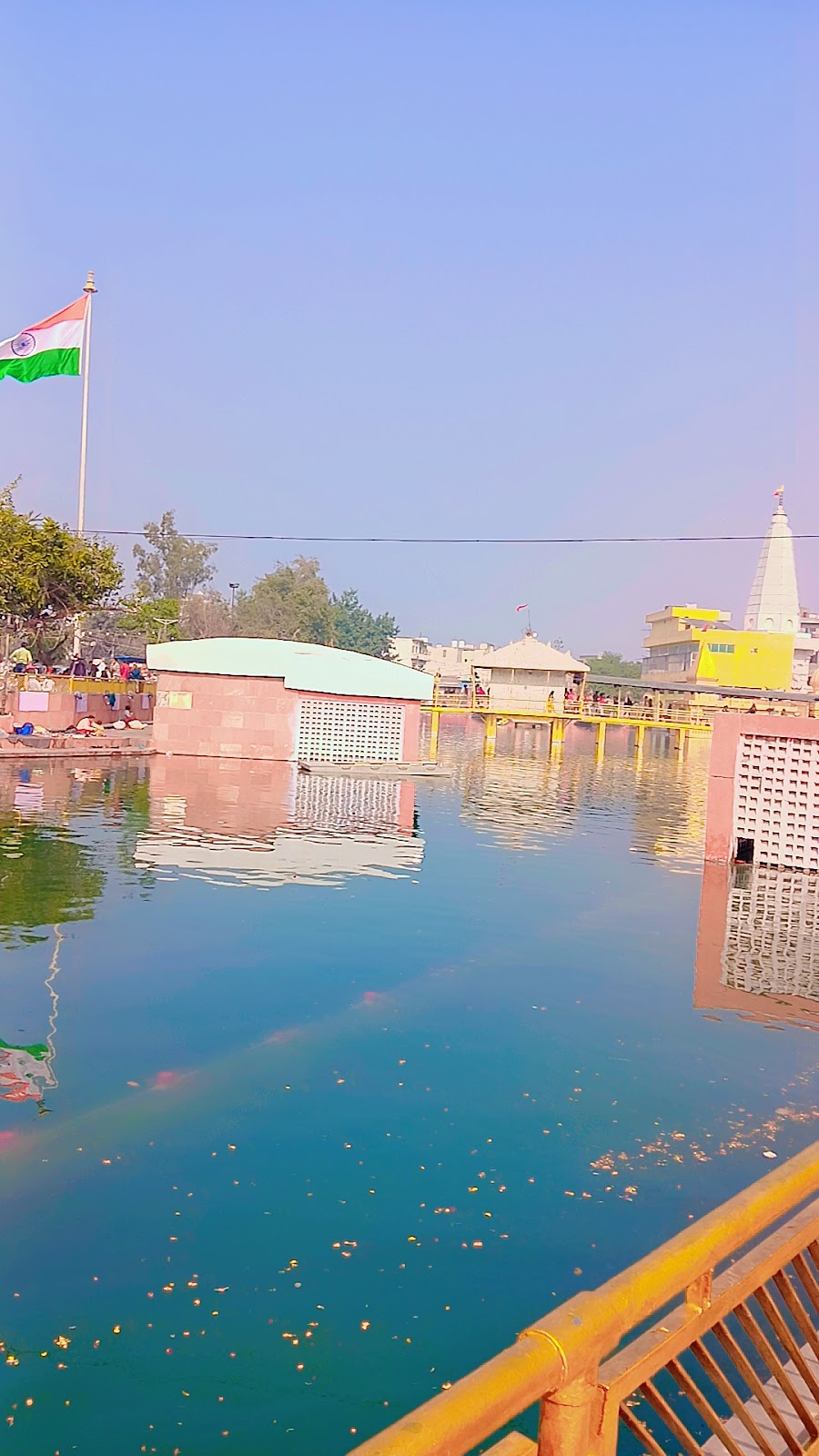 Annexe Temple Grounds
