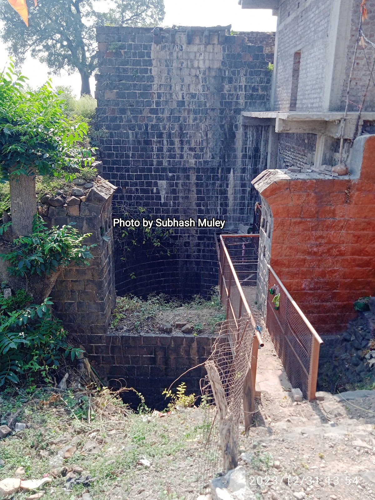 Ancient Stepwell and Wada