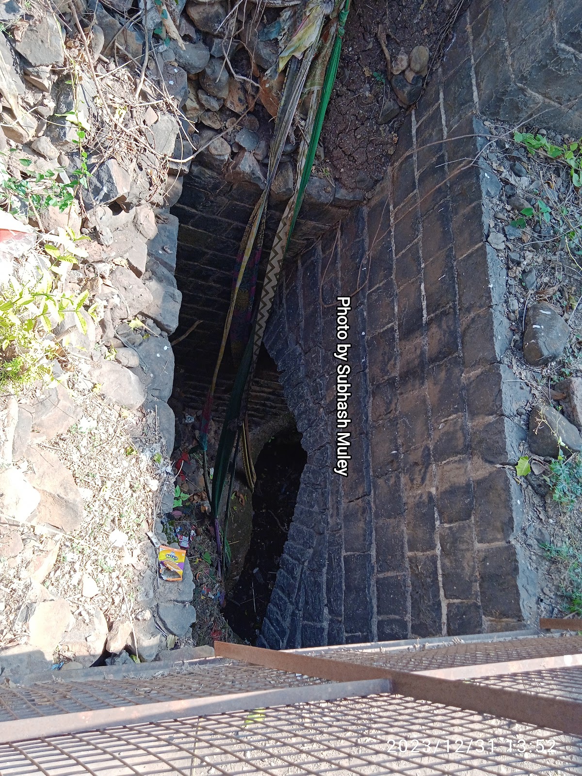 Ancient Stepwell and Wada