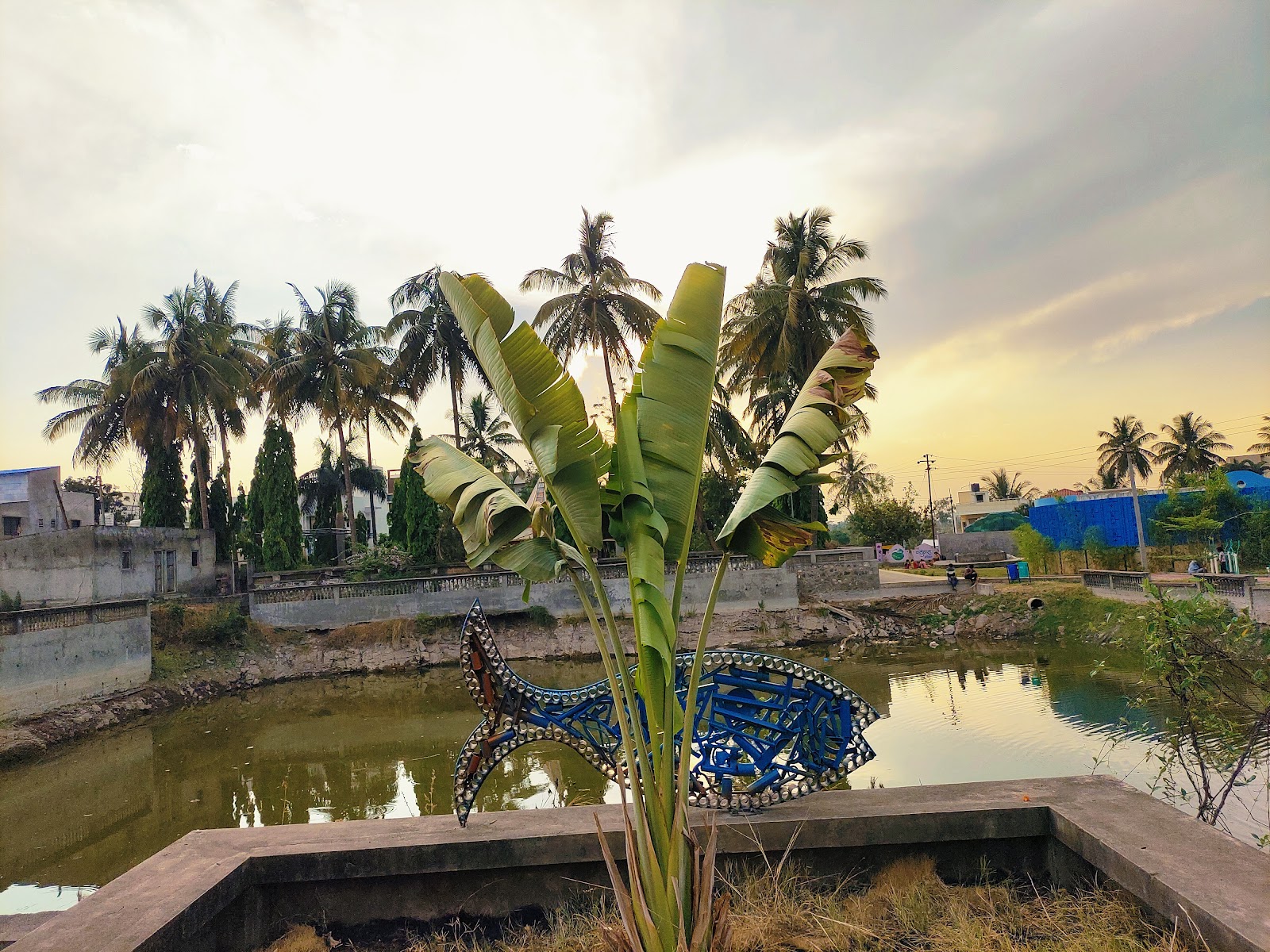 Community Garden and Lakefront