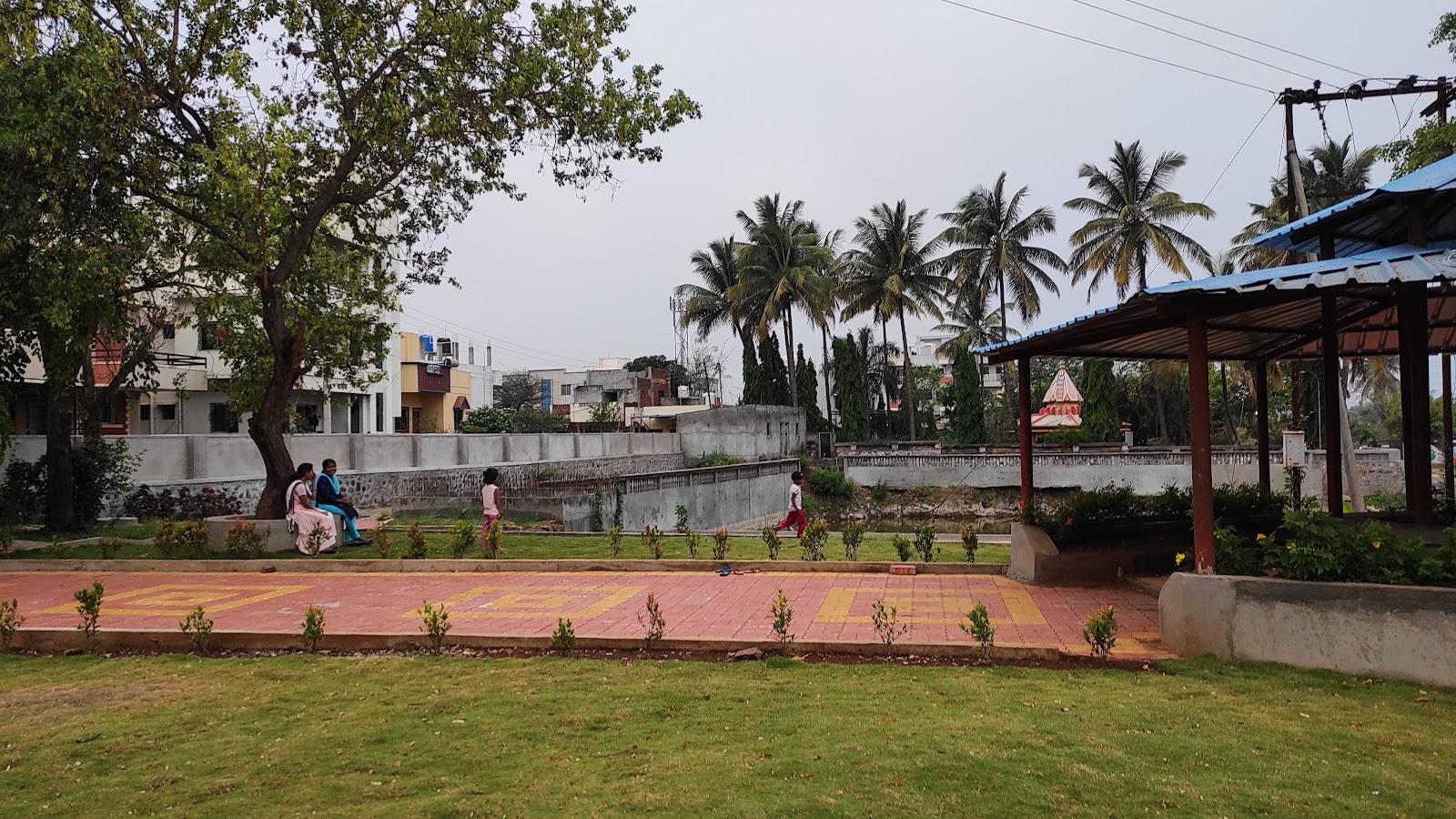 Community Garden and Lakefront