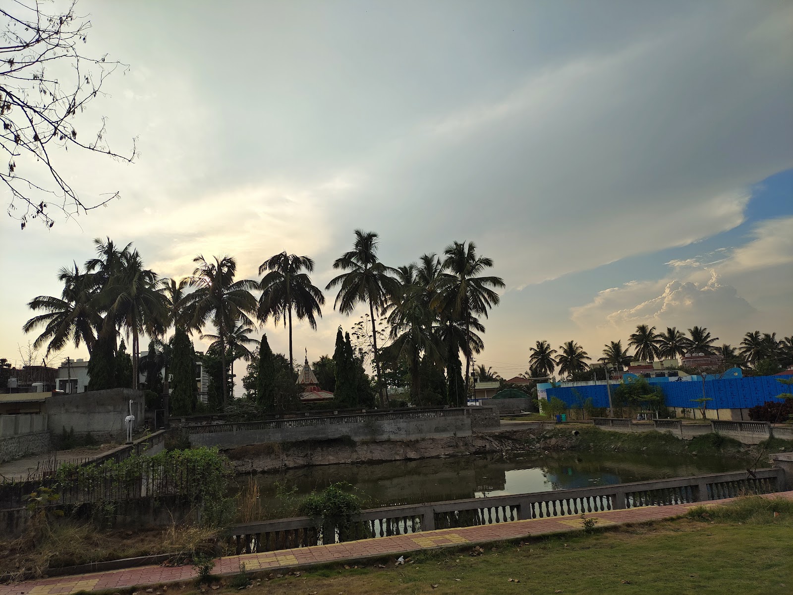 Community Garden and Lakefront