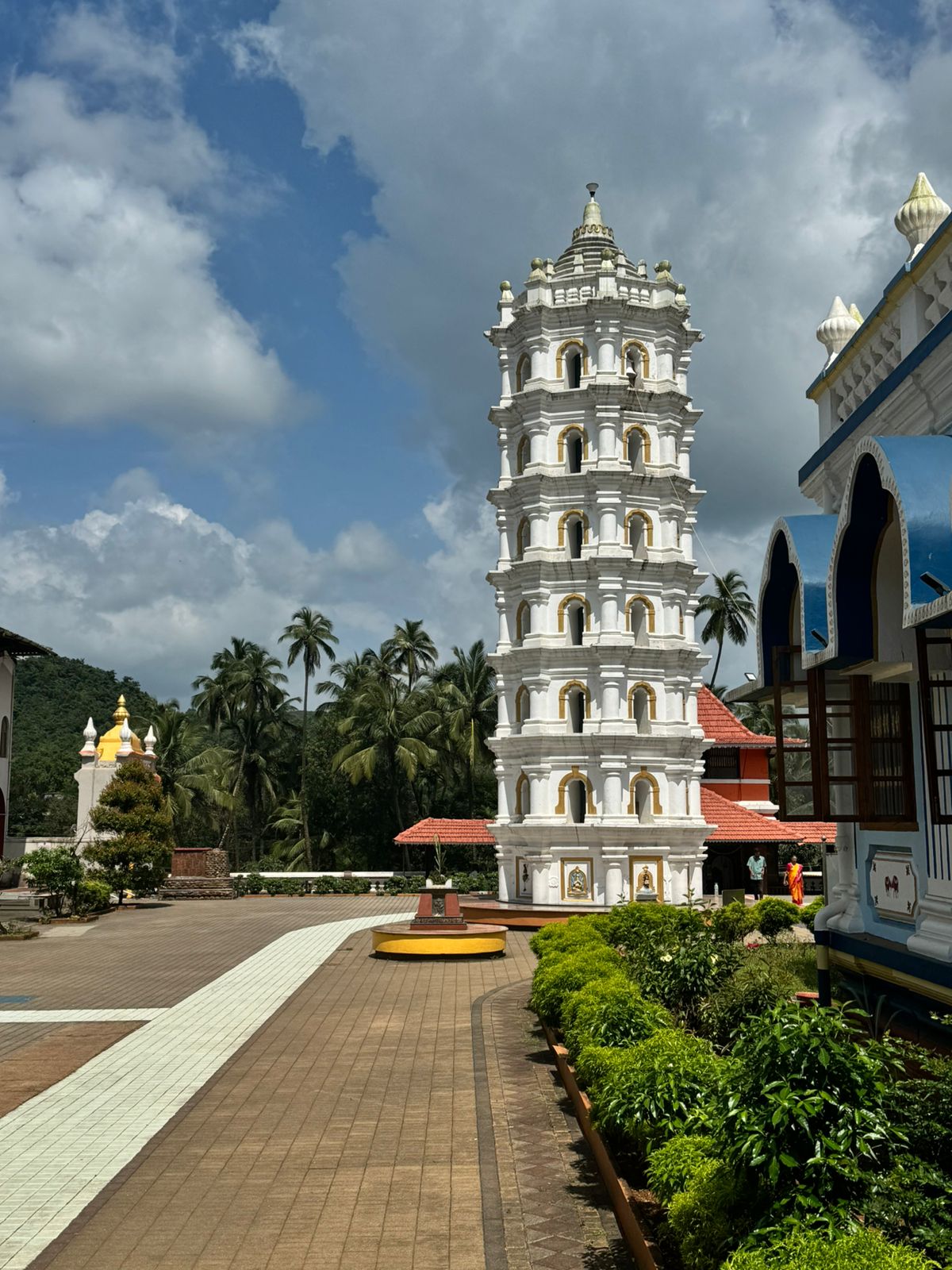 Shri Mangueshi Temple