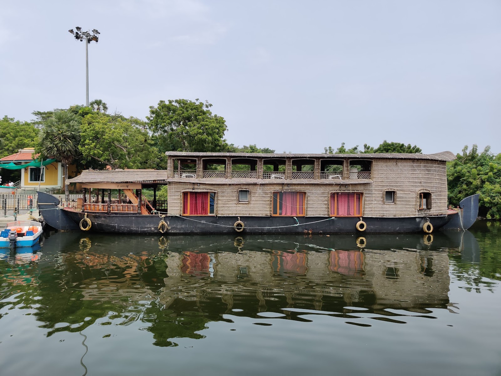 Chunnambar Boat House