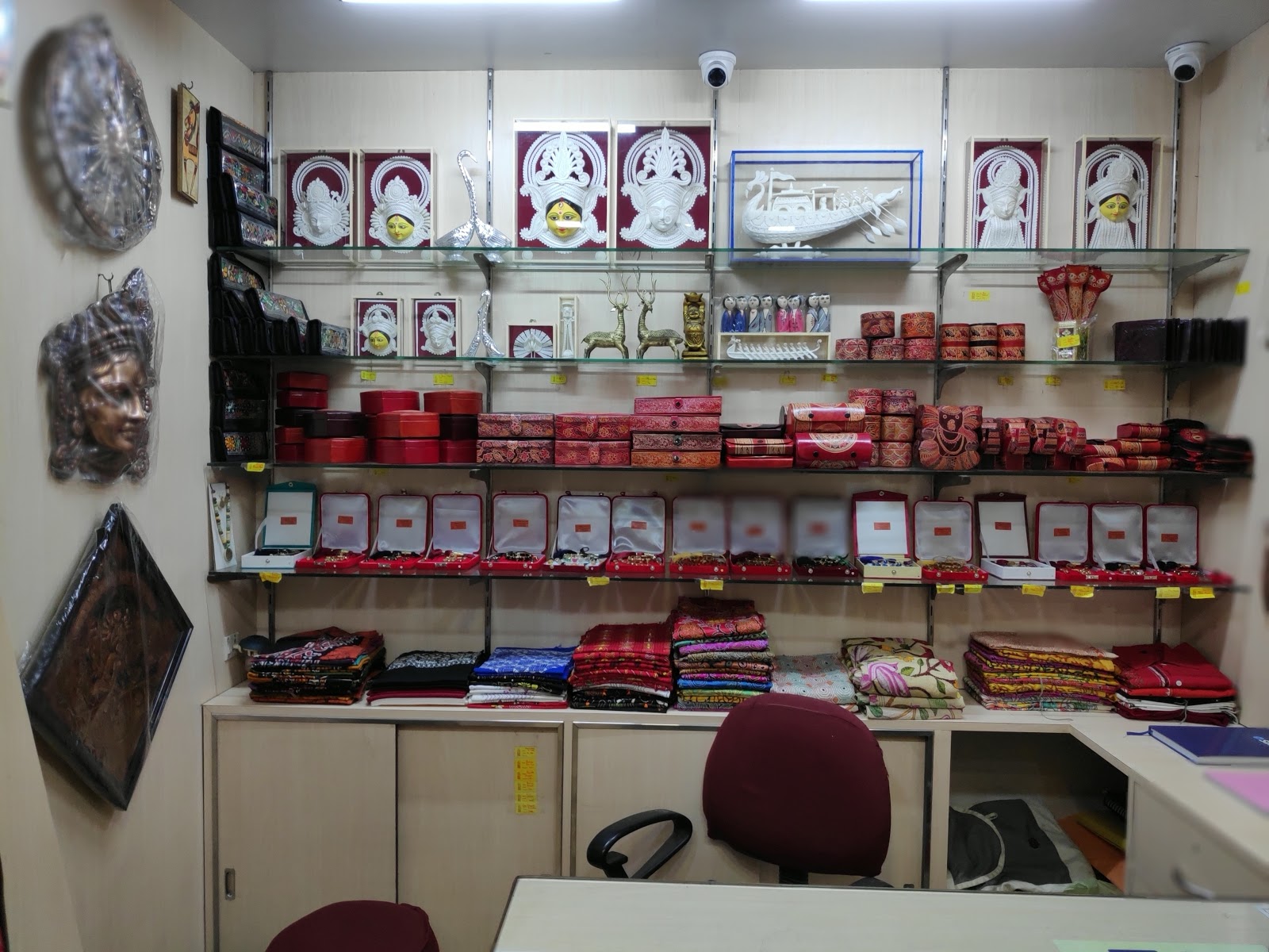 Local Handicraft Shops