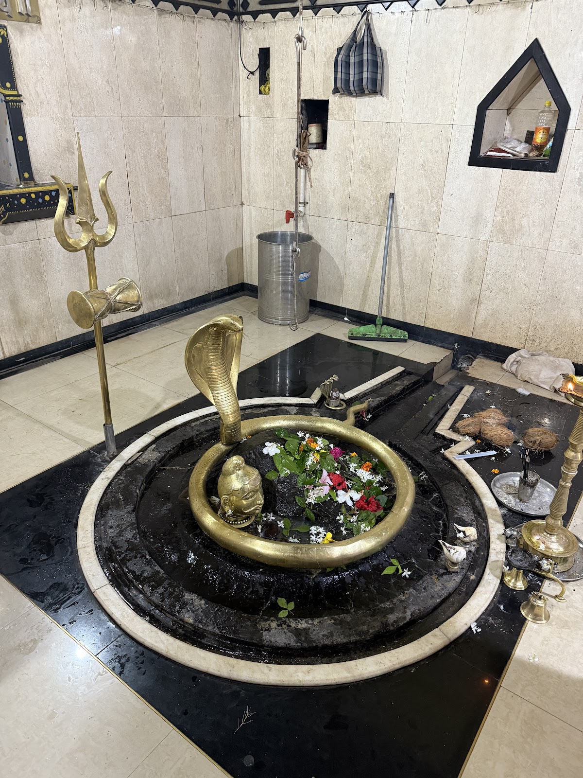 Velneshwar Beach and Temple