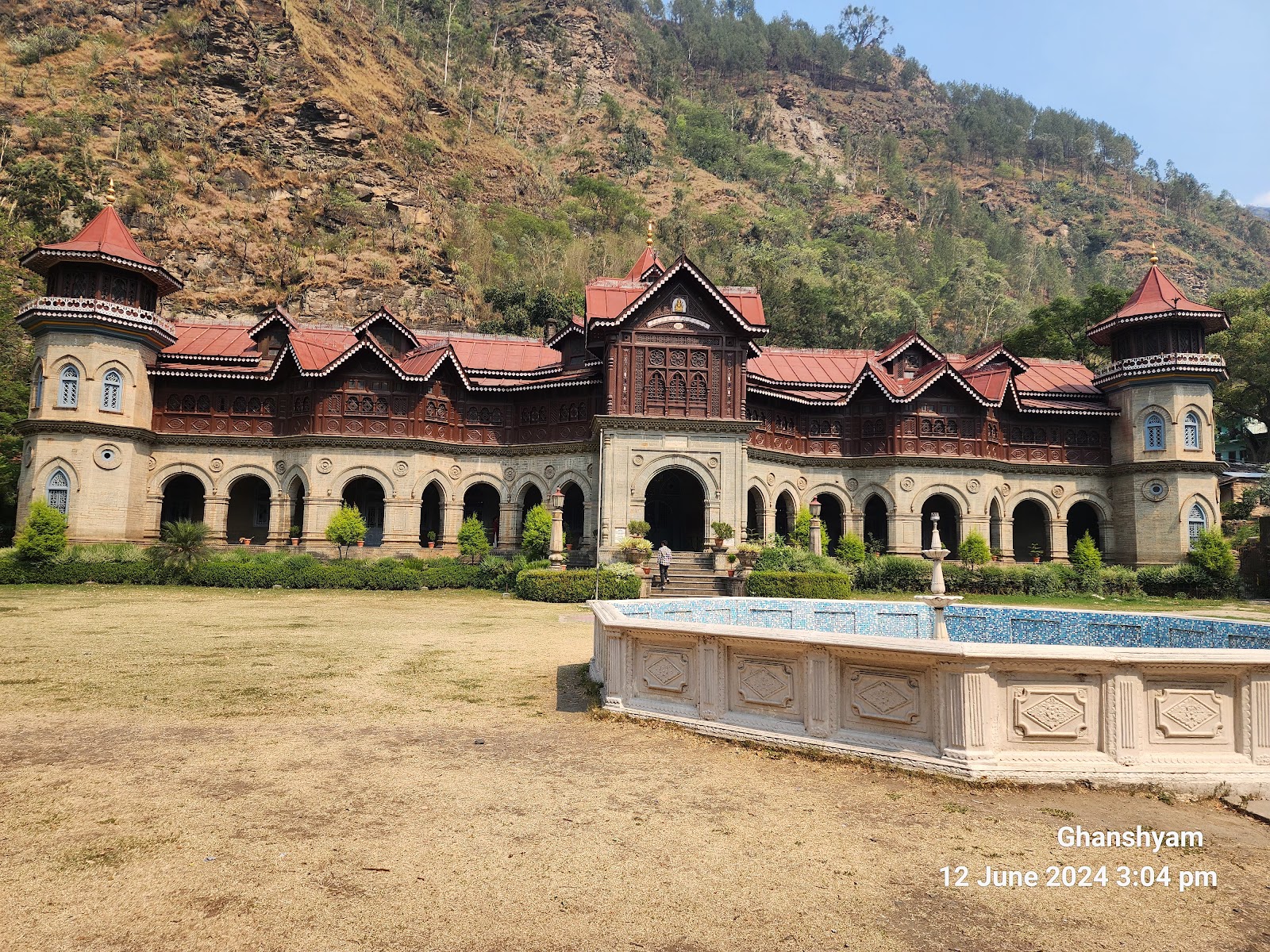 Bushahr Palace Museum