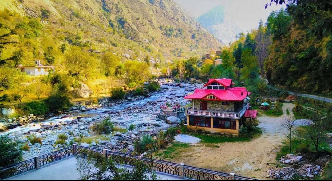 Tirthan Valley