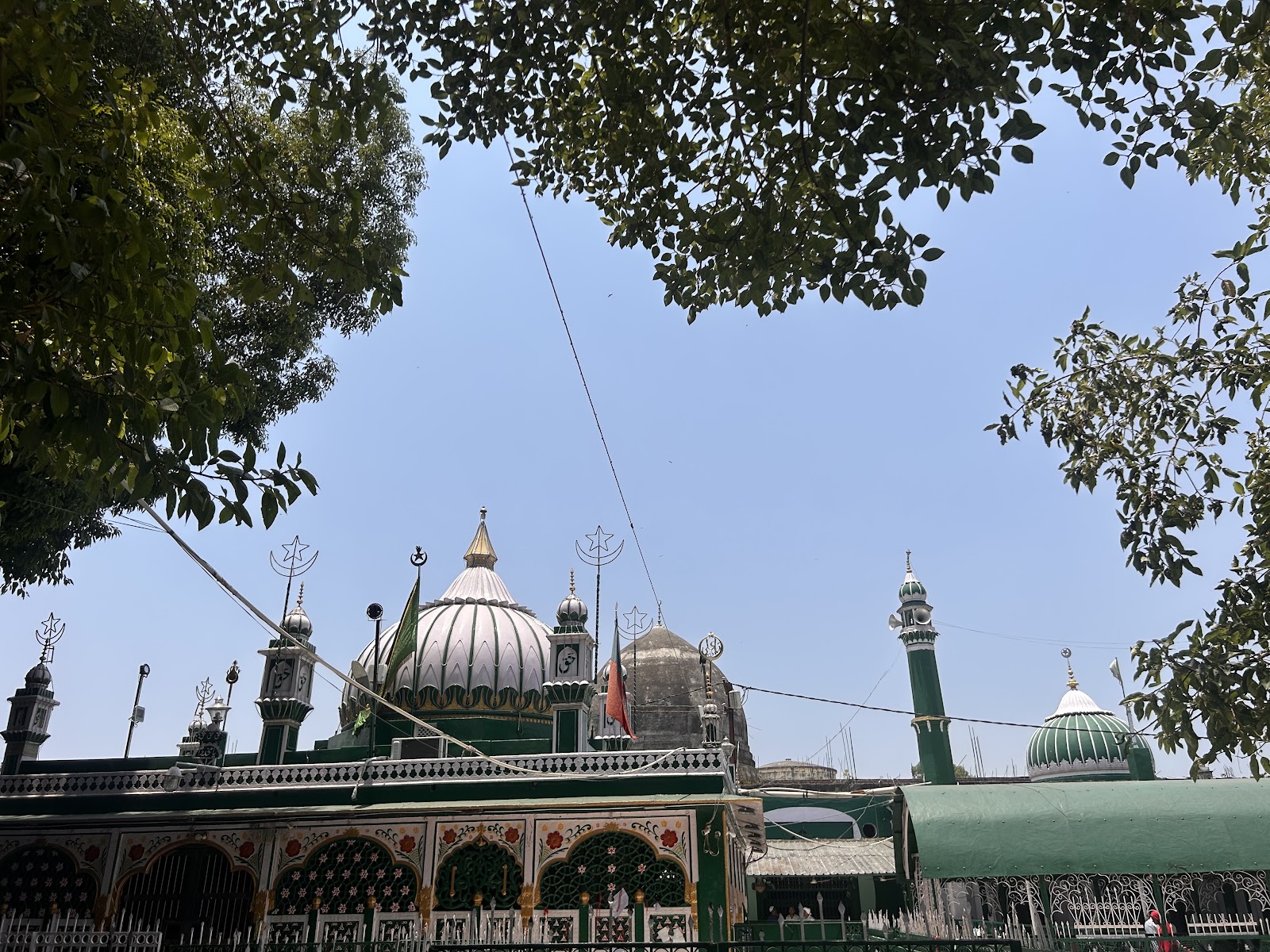 Piran Kaliyar Sharif Dargah