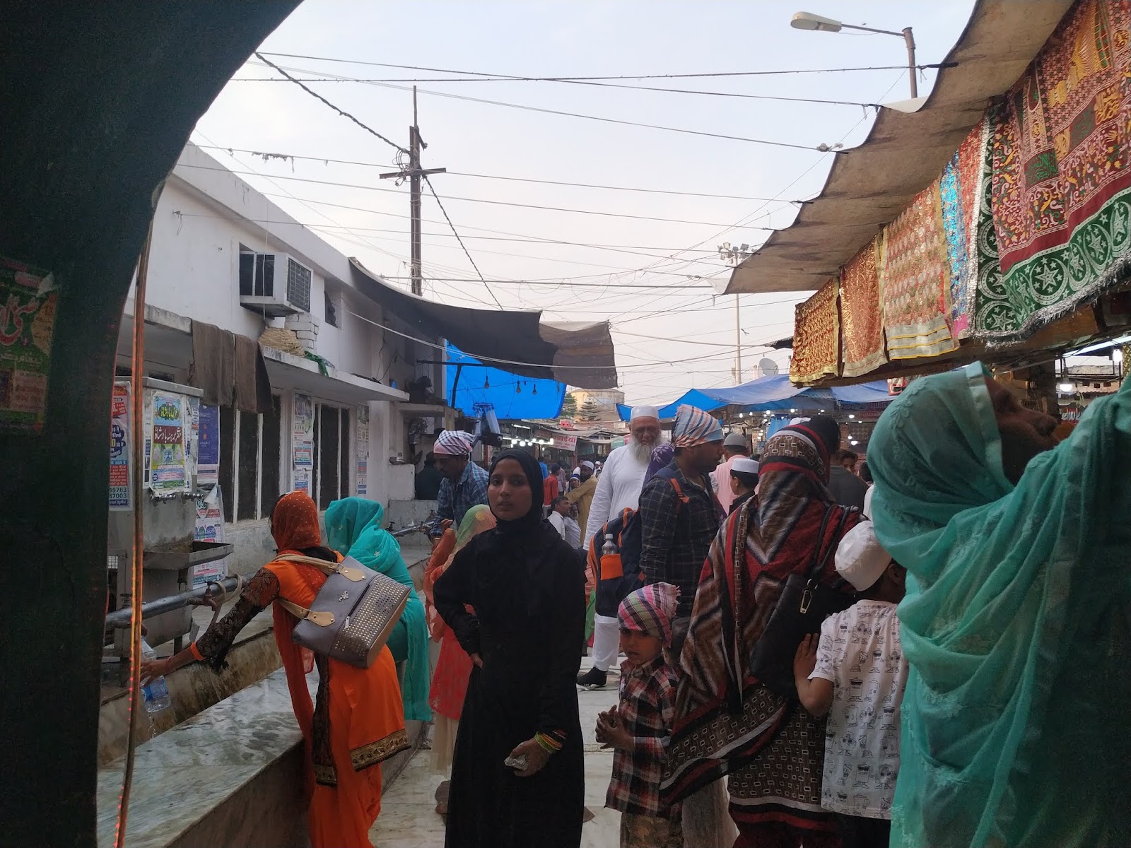 Piran Kaliyar Sharif Dargah
