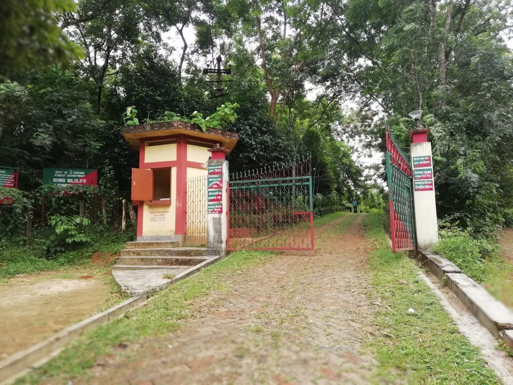 Rowa Wildlife Sanctuary