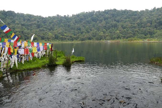Khecheopalri Lake